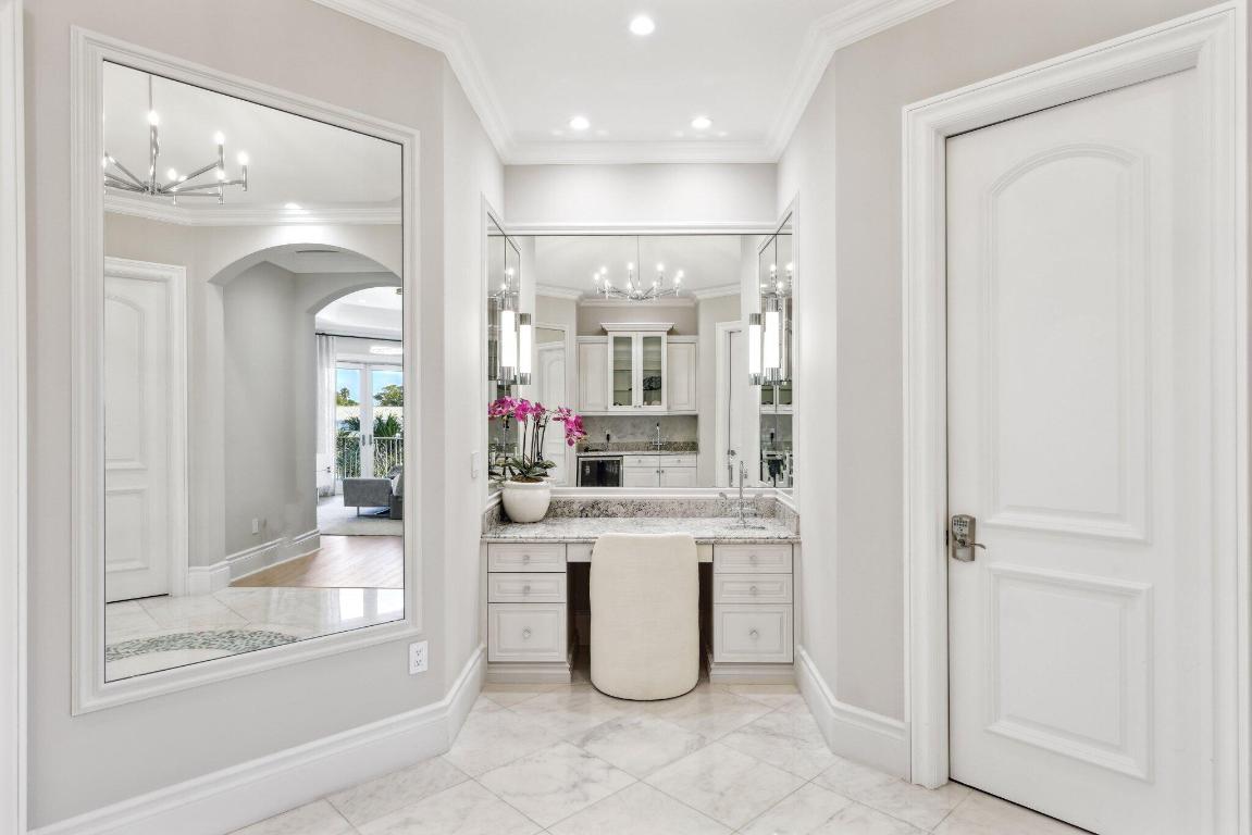 4216 Intracoastal Drive