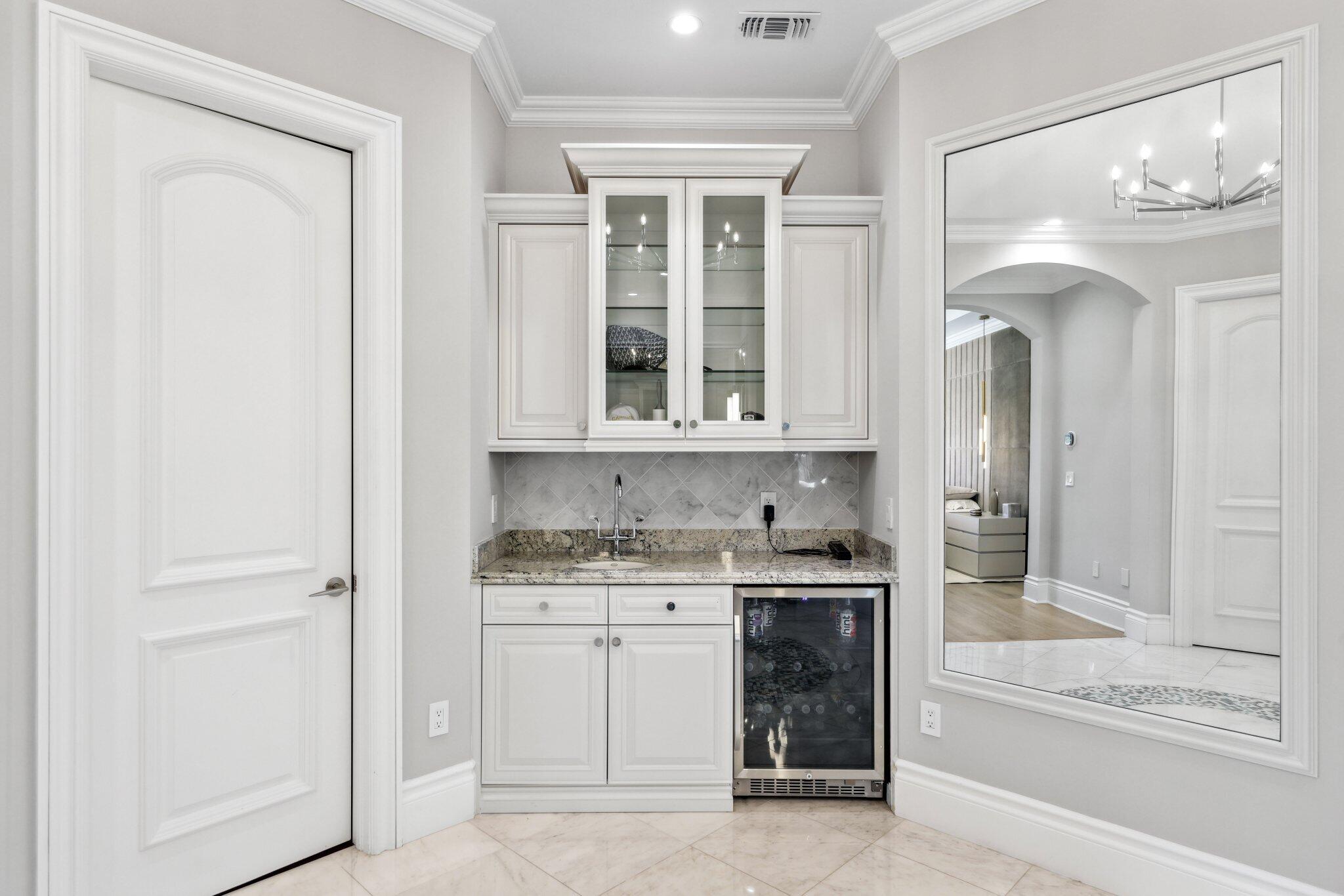 4216 Intracoastal Drive