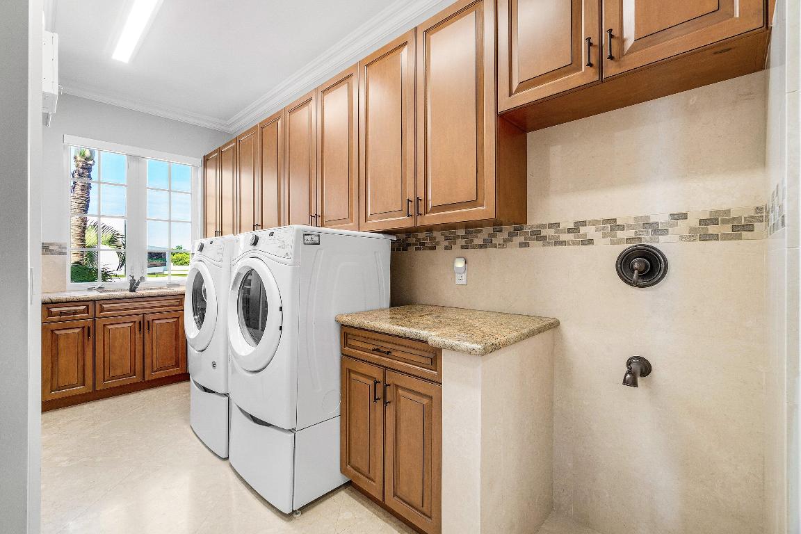 4216 Intracoastal Drive