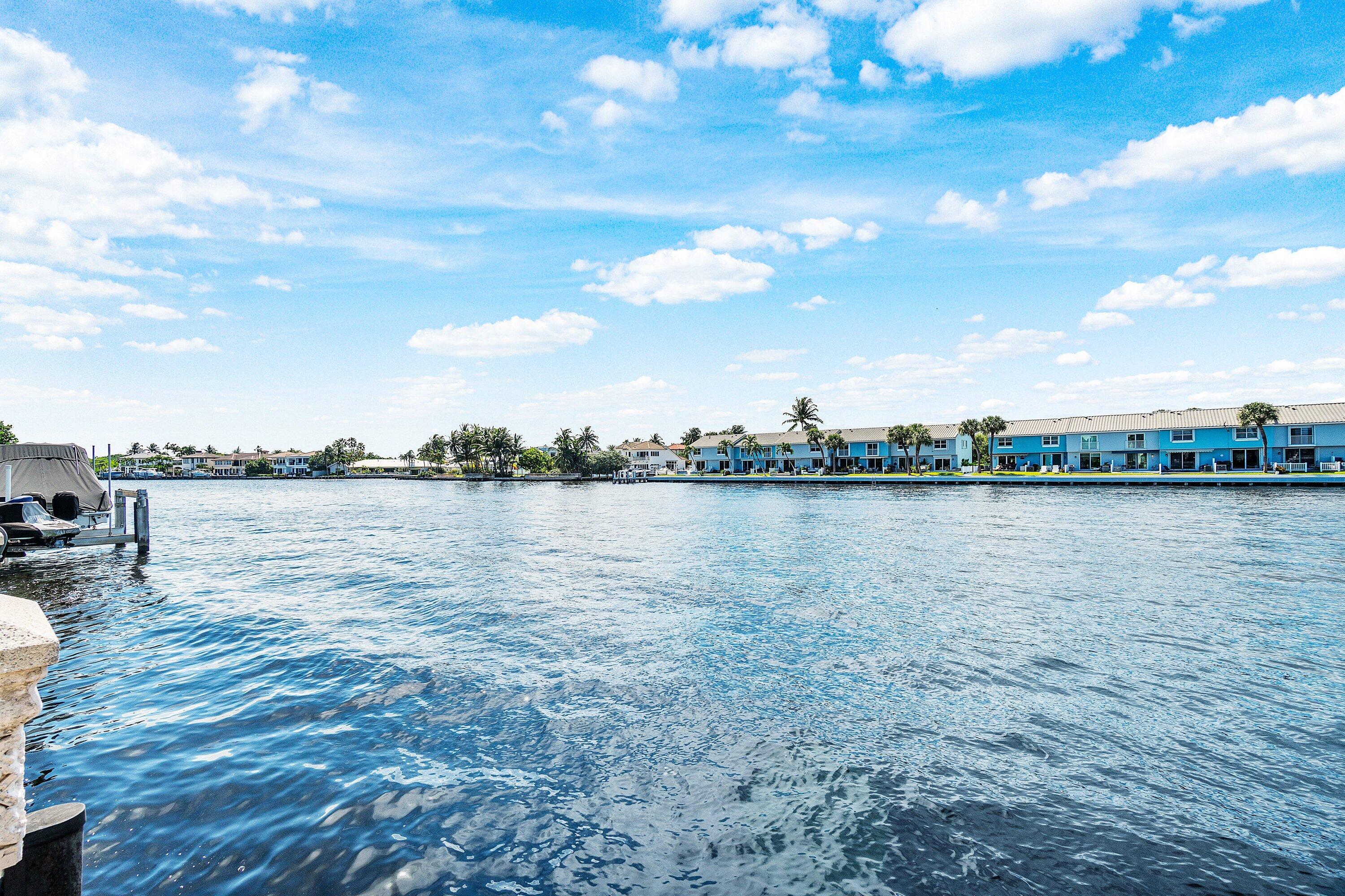 4216 Intracoastal Drive