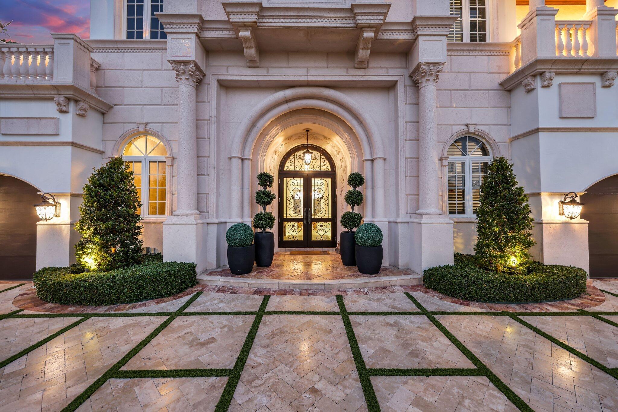 4216 Intracoastal Drive