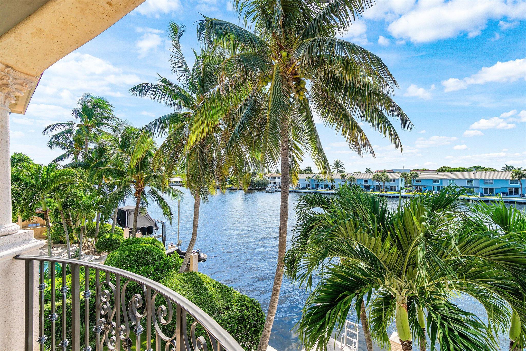 4216 Intracoastal Drive