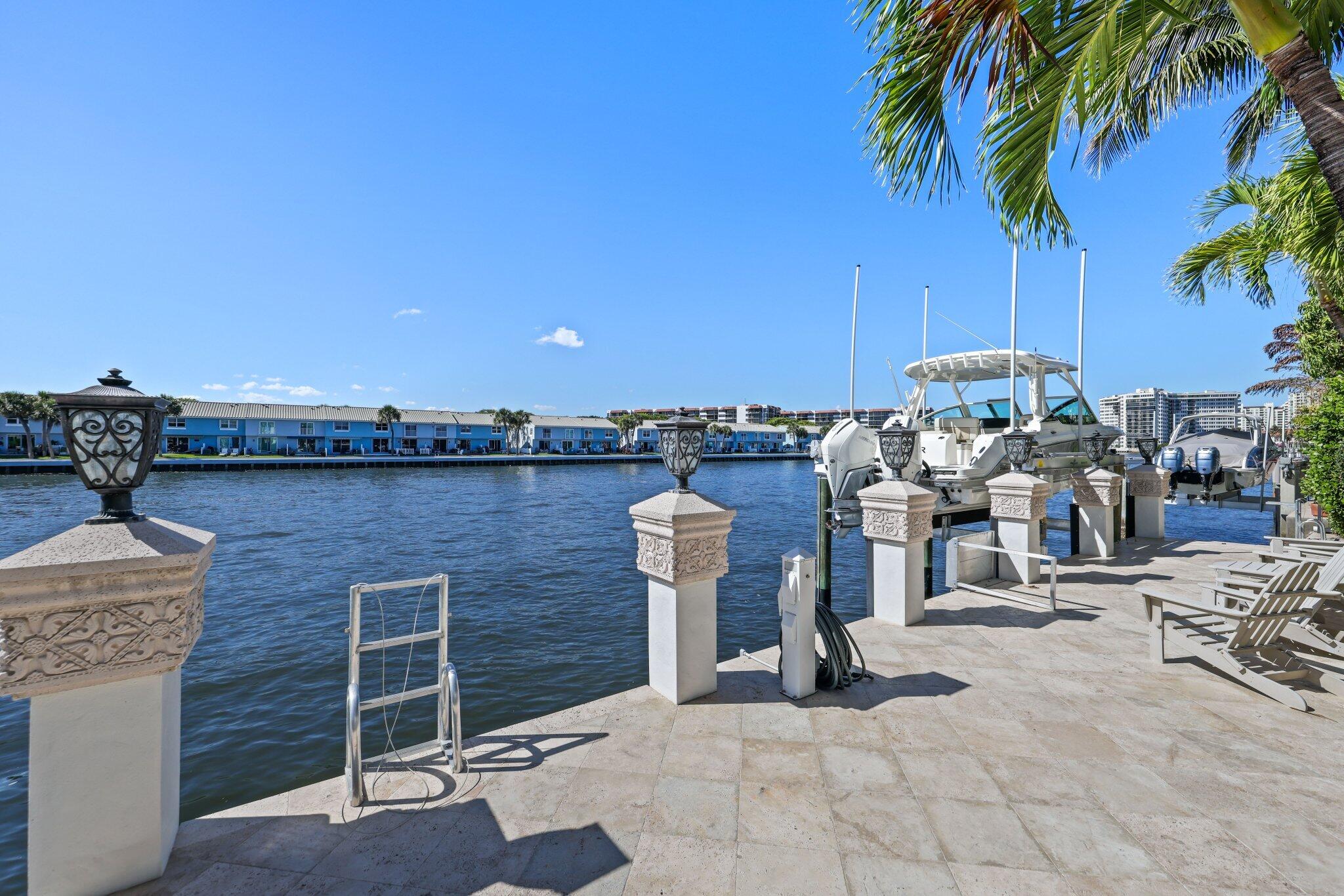 4216 Intracoastal Drive