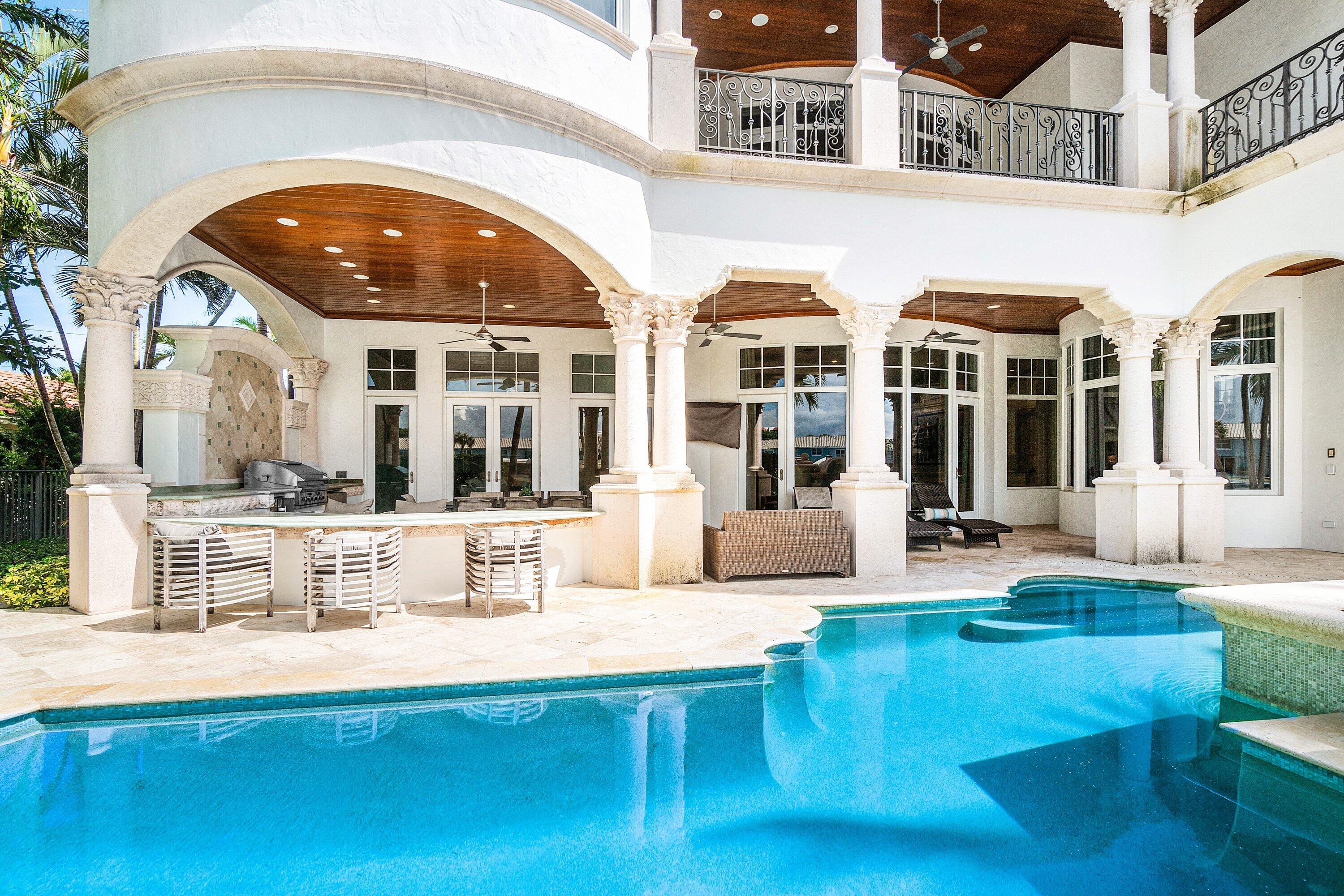 4216 Intracoastal Drive