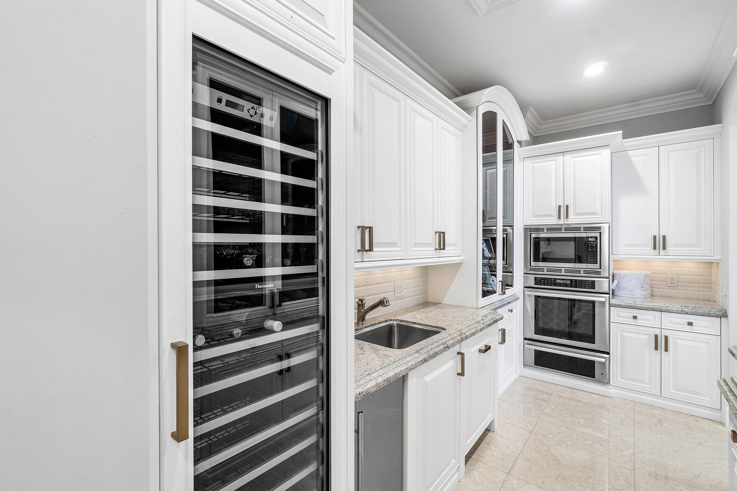 4216 Intracoastal Drive