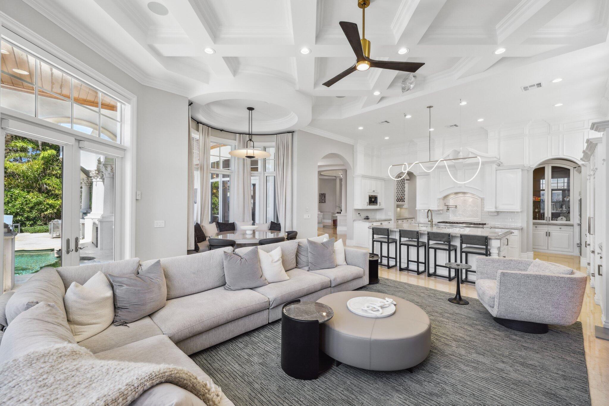 4216 Intracoastal Drive