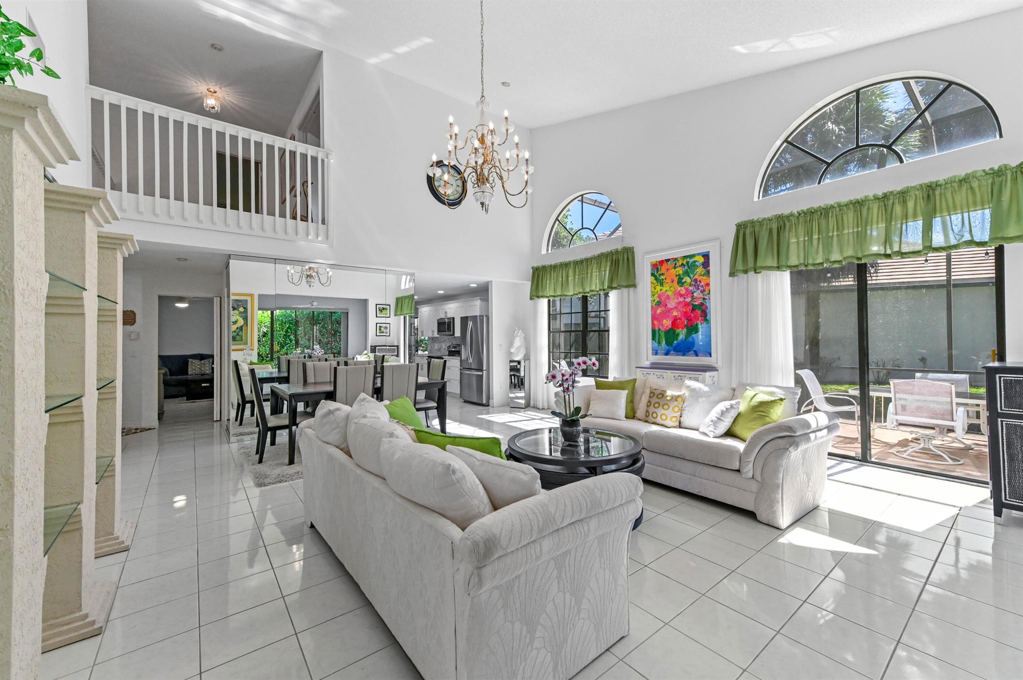 4940 Sherwood Forest Drive