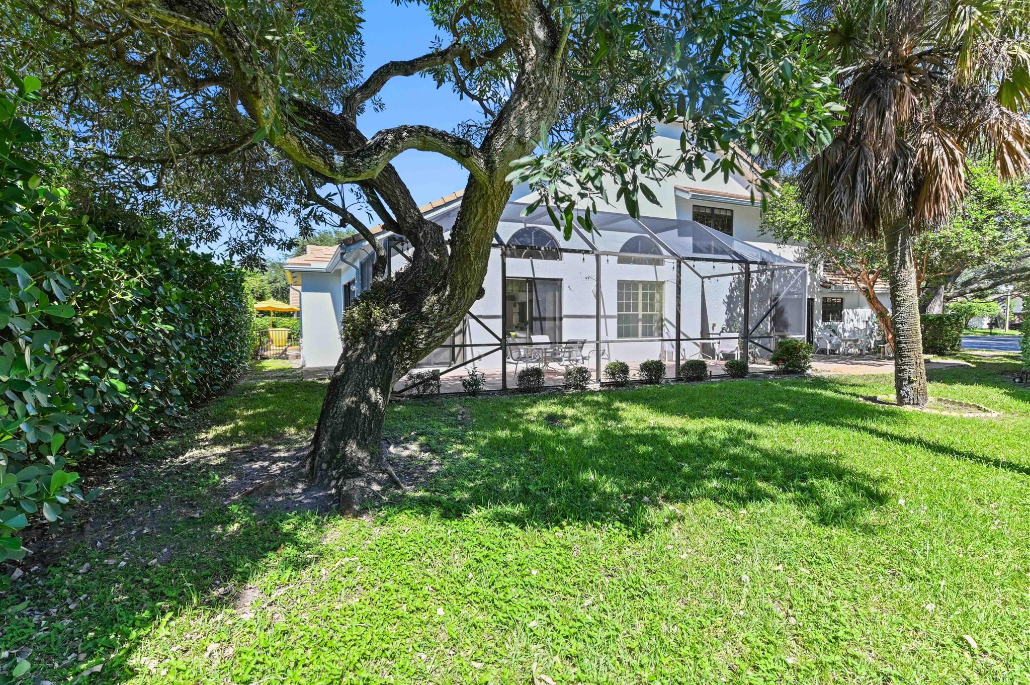 4940 Sherwood Forest Drive