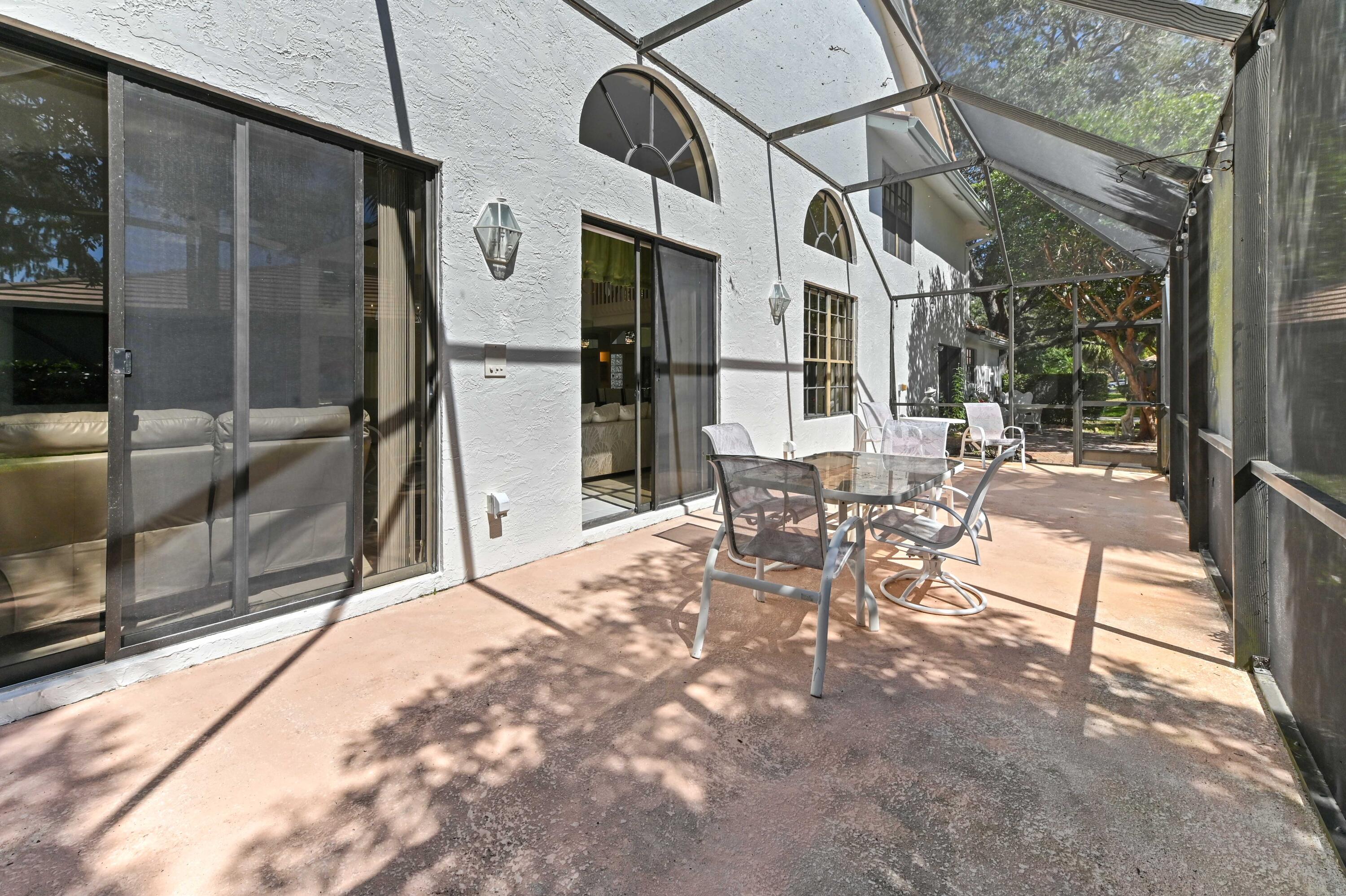 4940 Sherwood Forest Drive