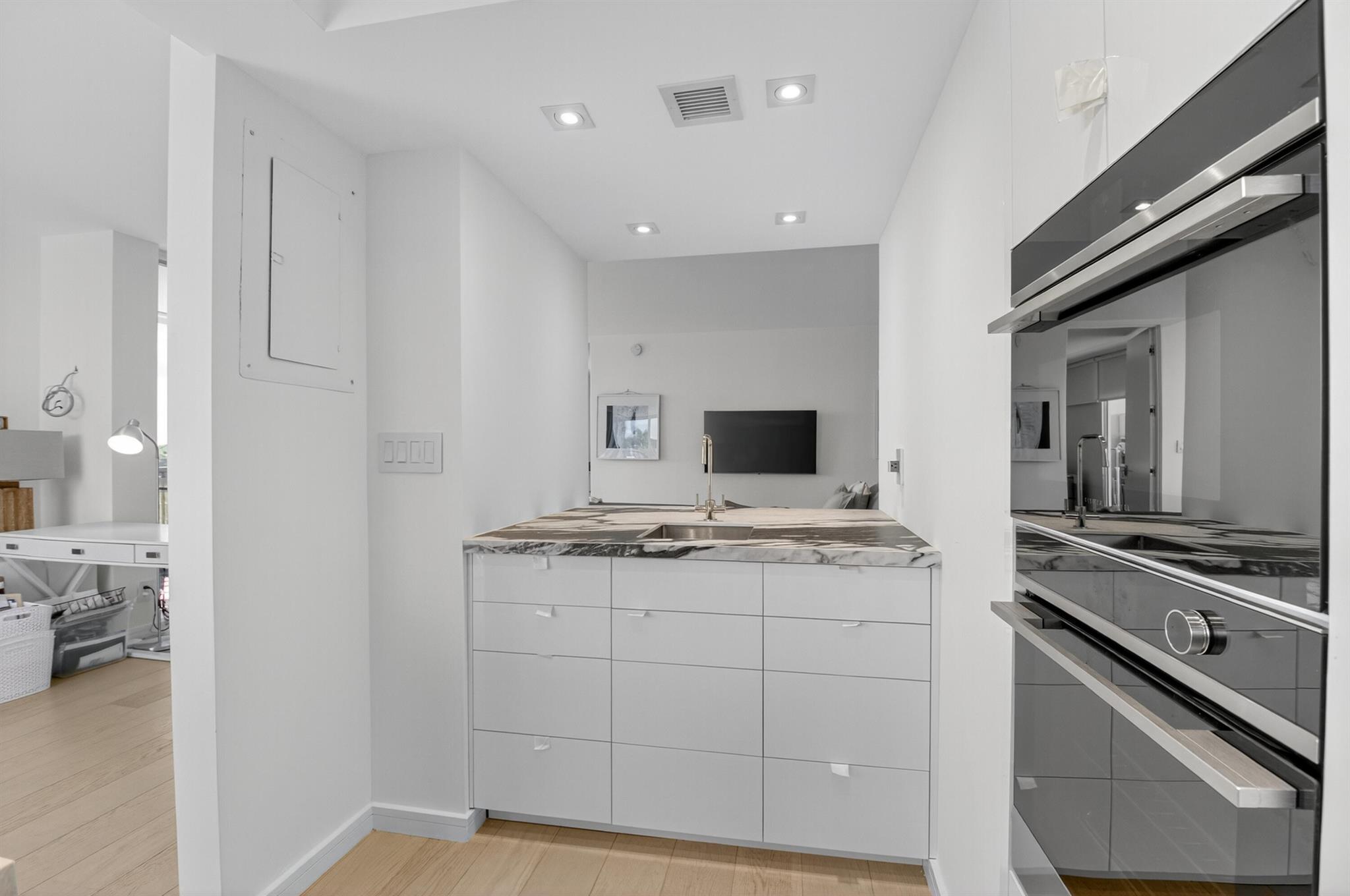 6815 Willow Wood Drive 4051