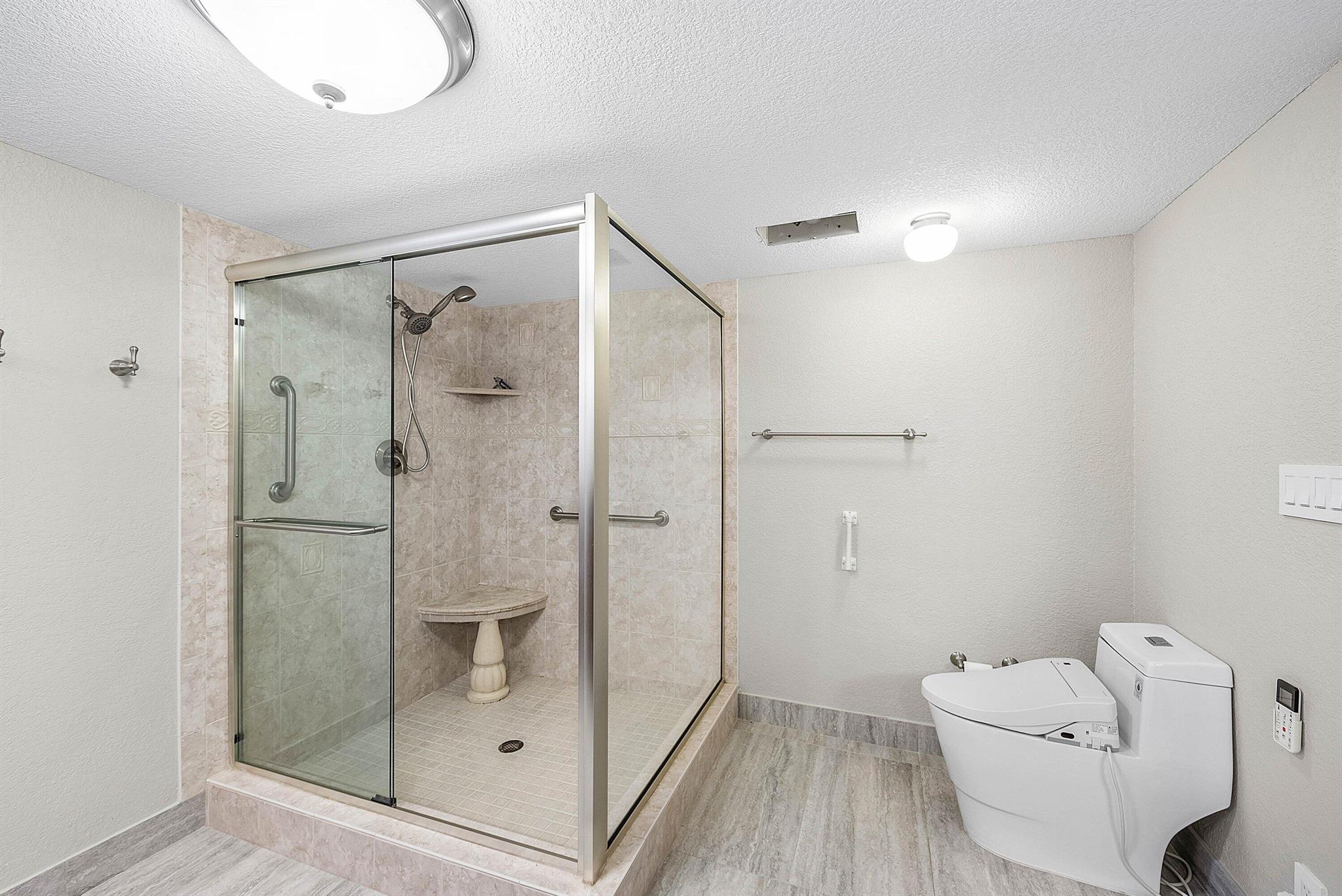 7580 Regency Lake Drive 402