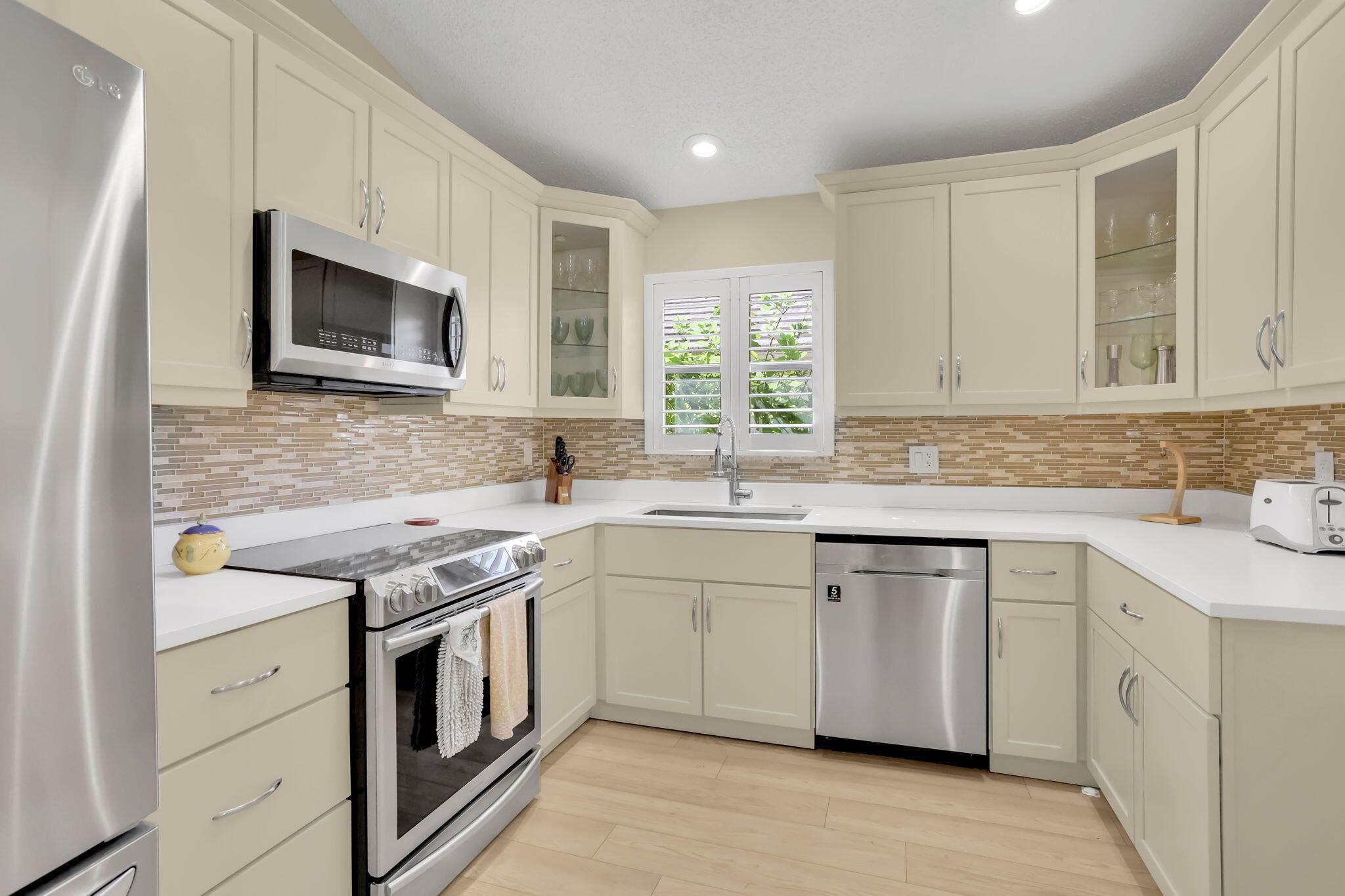 4785 Brighton Lakes Boulevard