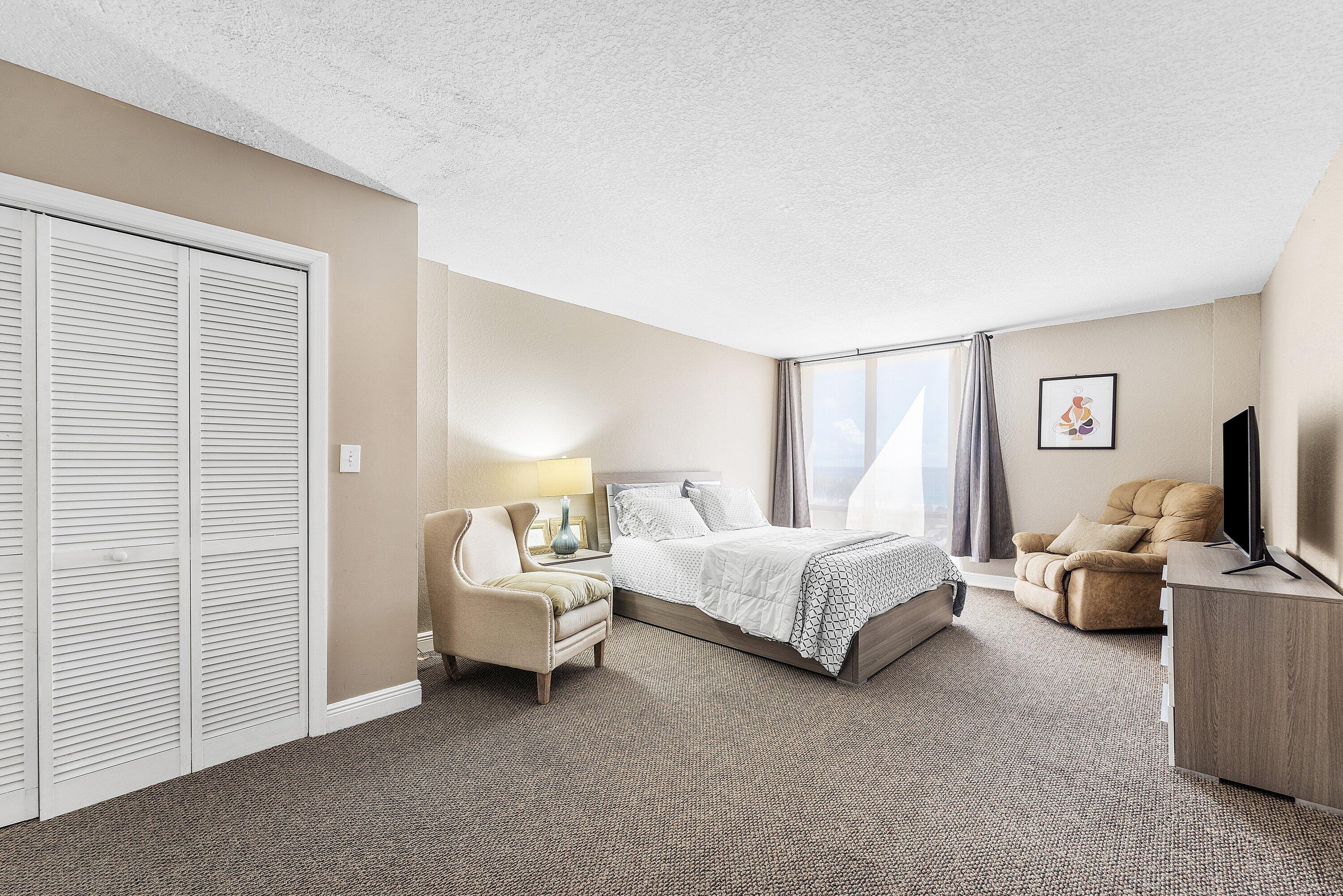 1600 S Ocean Drive 7h