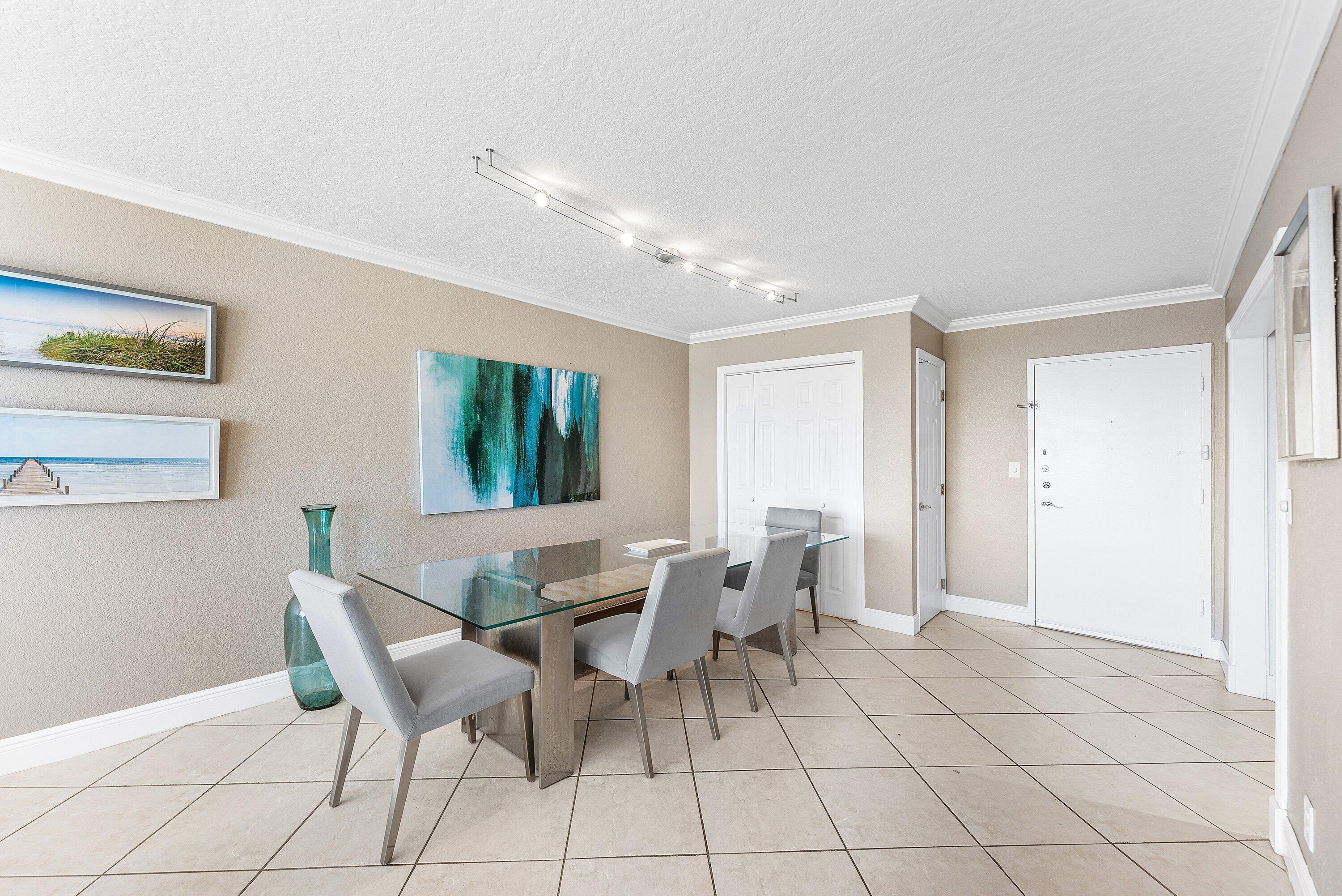 1600 S Ocean Drive 7h