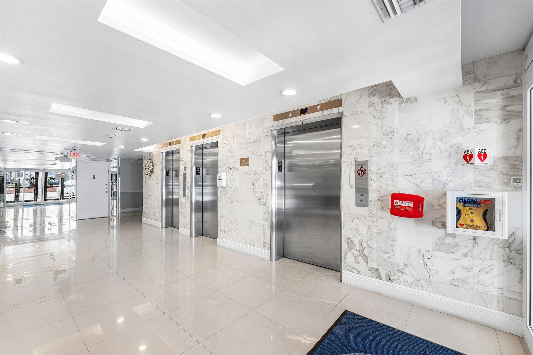 1600 S Ocean Drive 7h