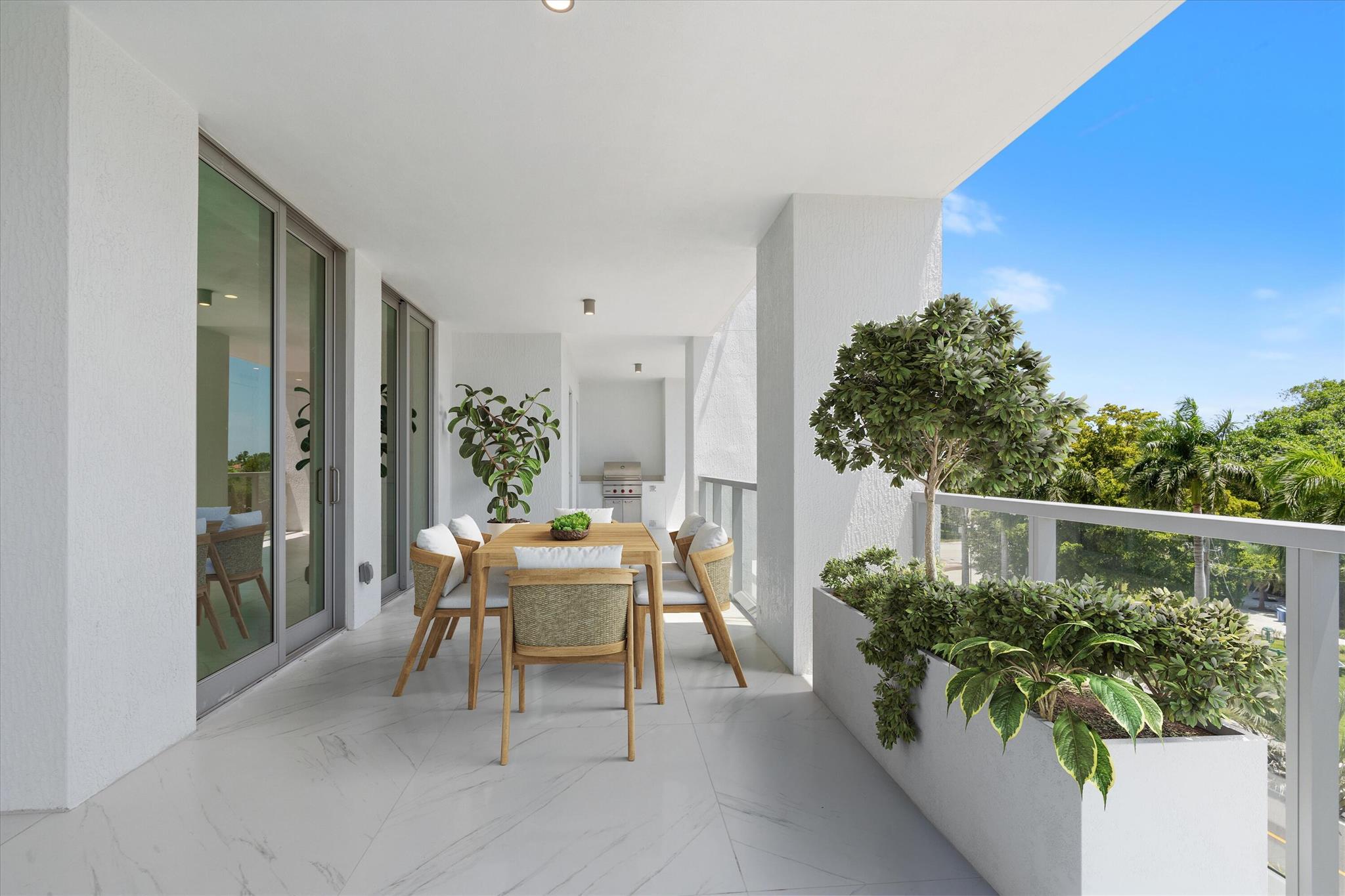 495 E Royal Palm Road 402