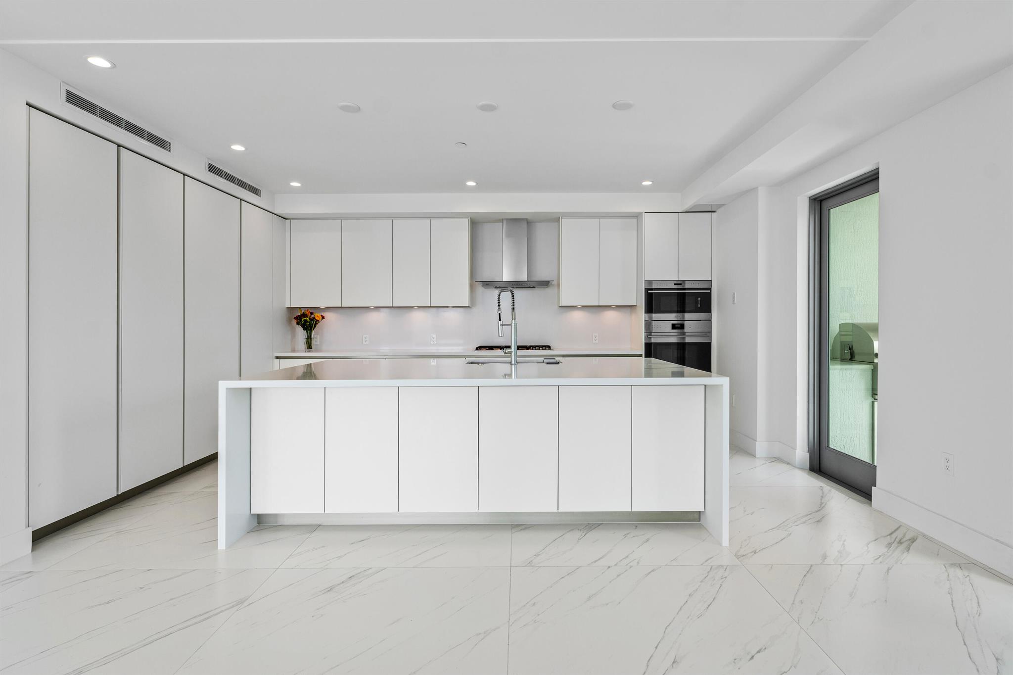 495 E Royal Palm Road 402