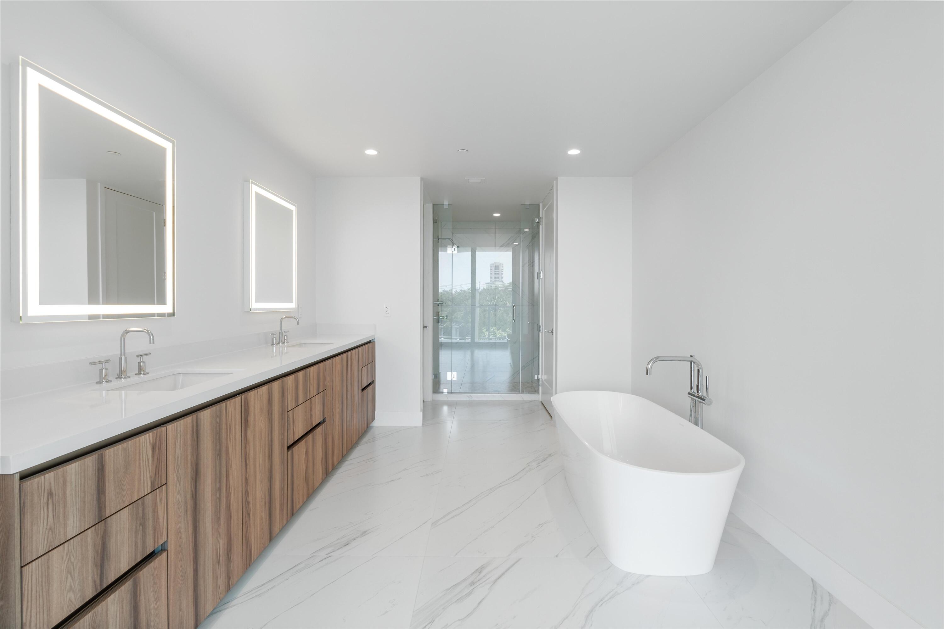 495 E Royal Palm Road 402
