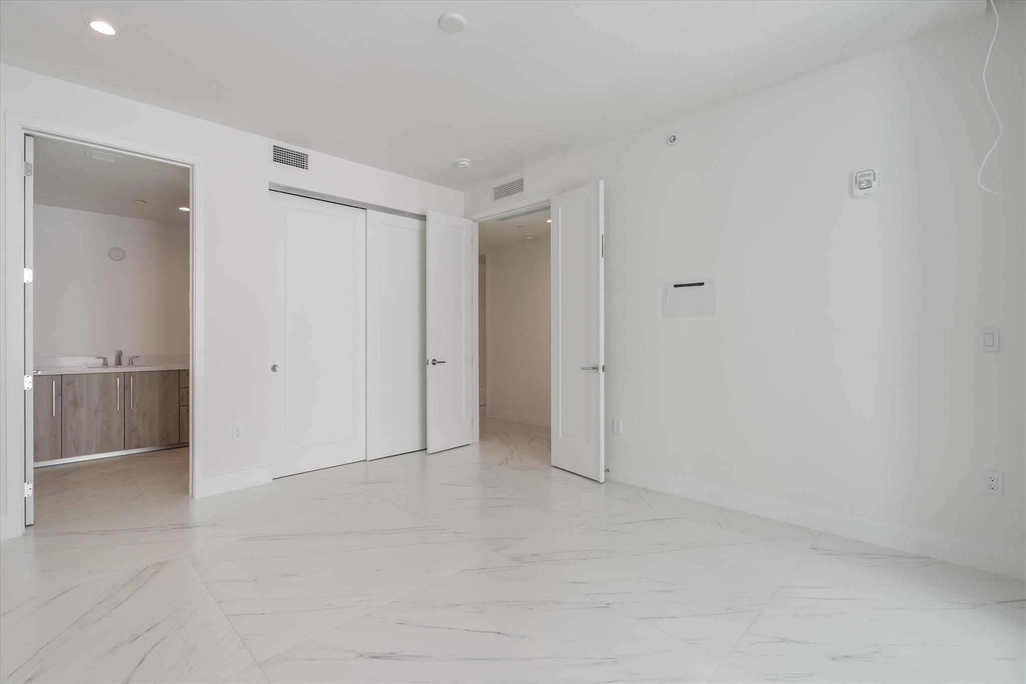 495 E Royal Palm Road 402