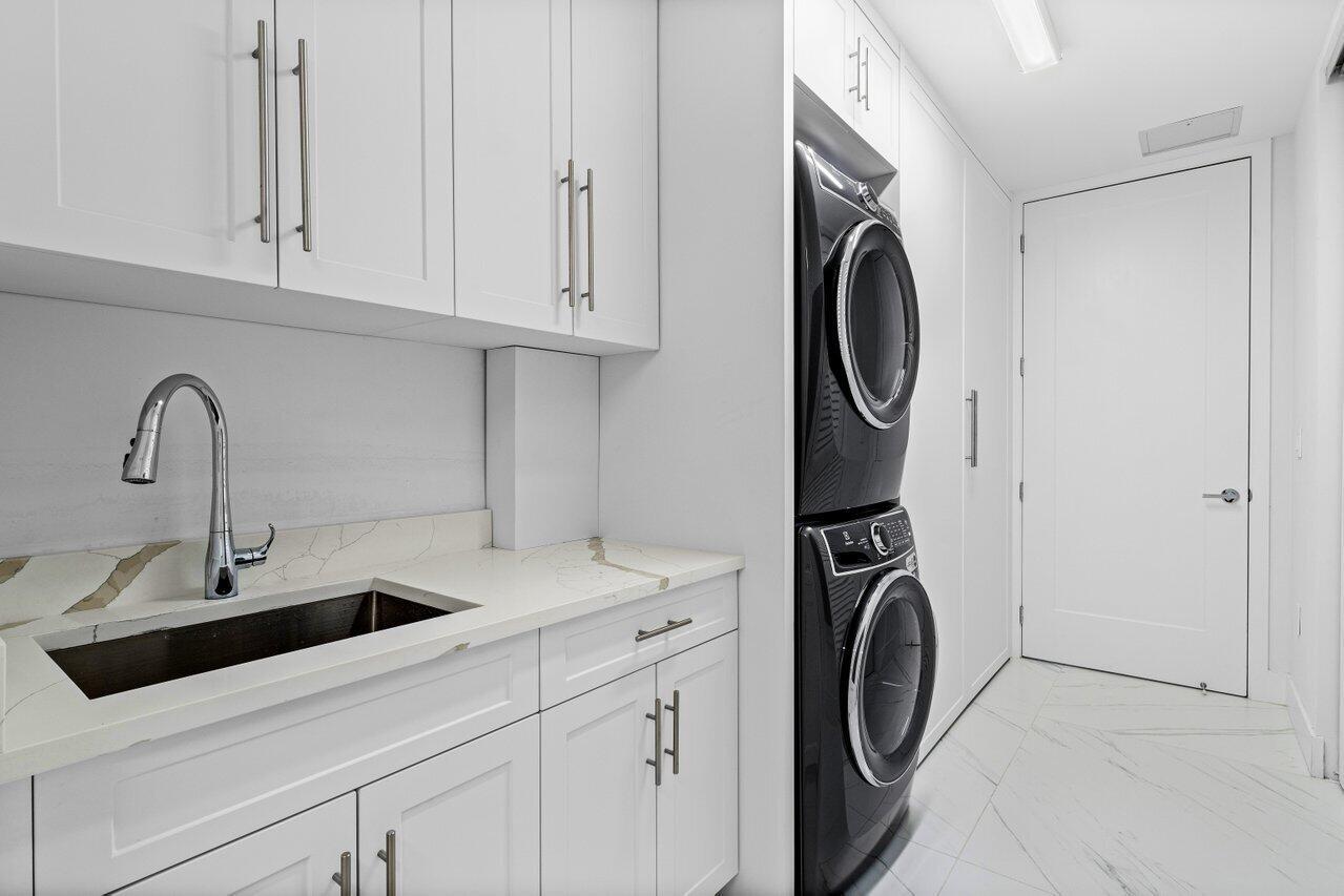 495 E Royal Palm Road 402