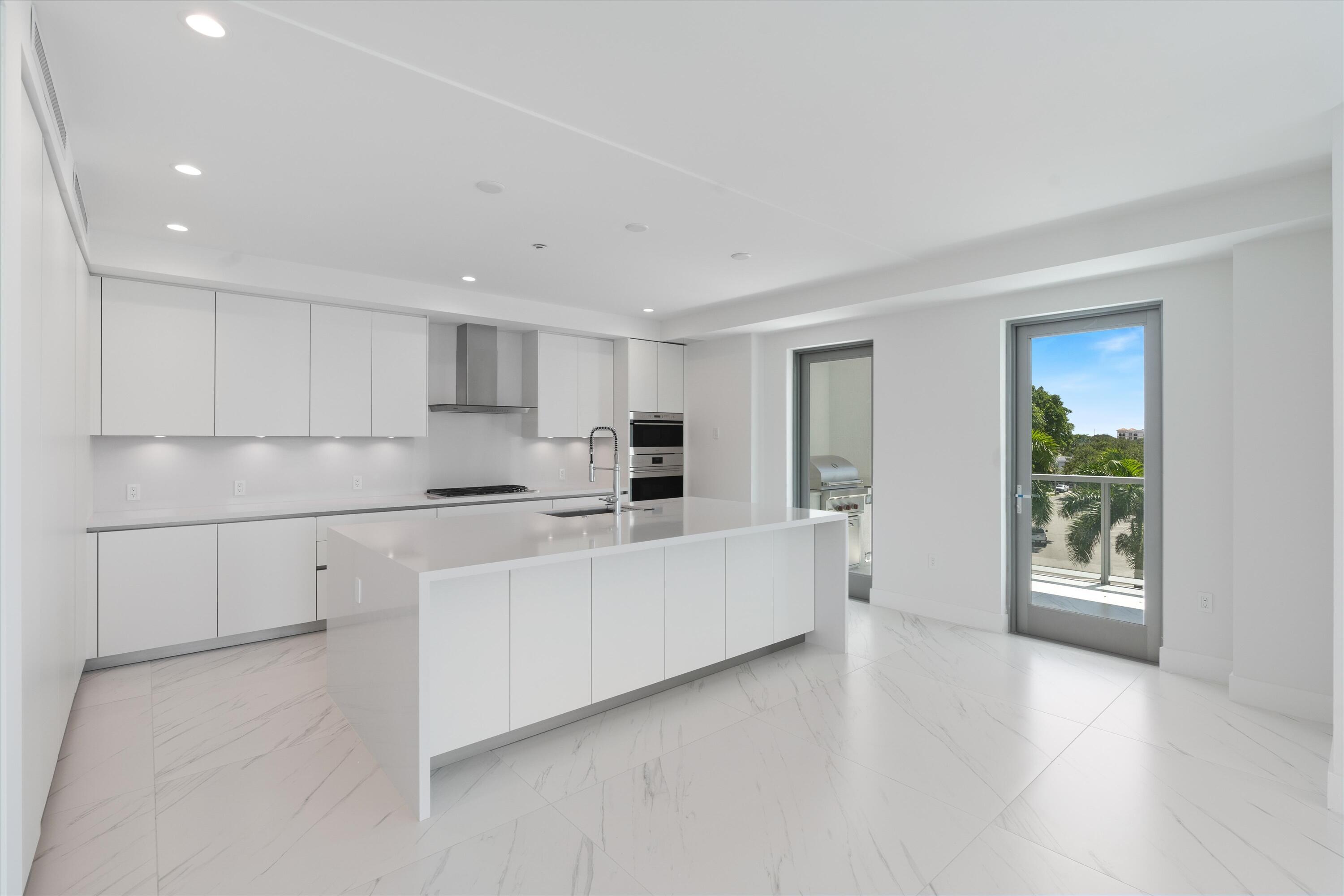 495 E Royal Palm Road 402