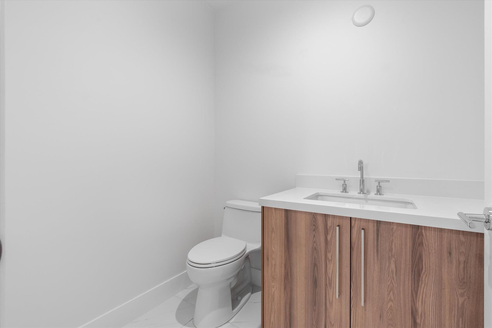 495 E Royal Palm Road 402