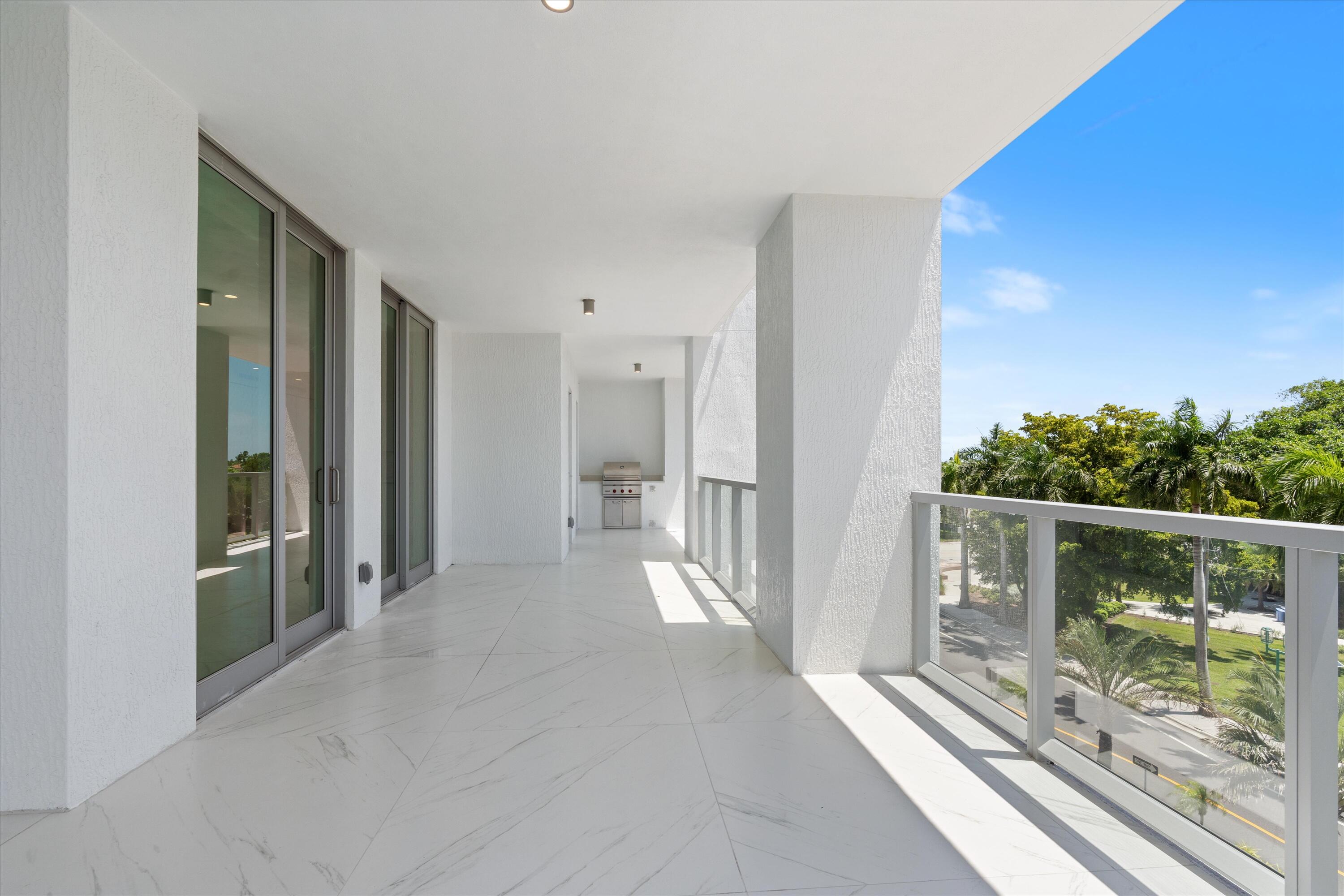 495 E Royal Palm Road 402