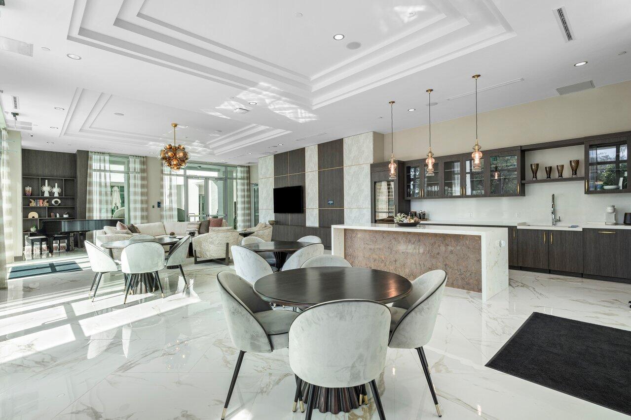 495 E Royal Palm Road 402