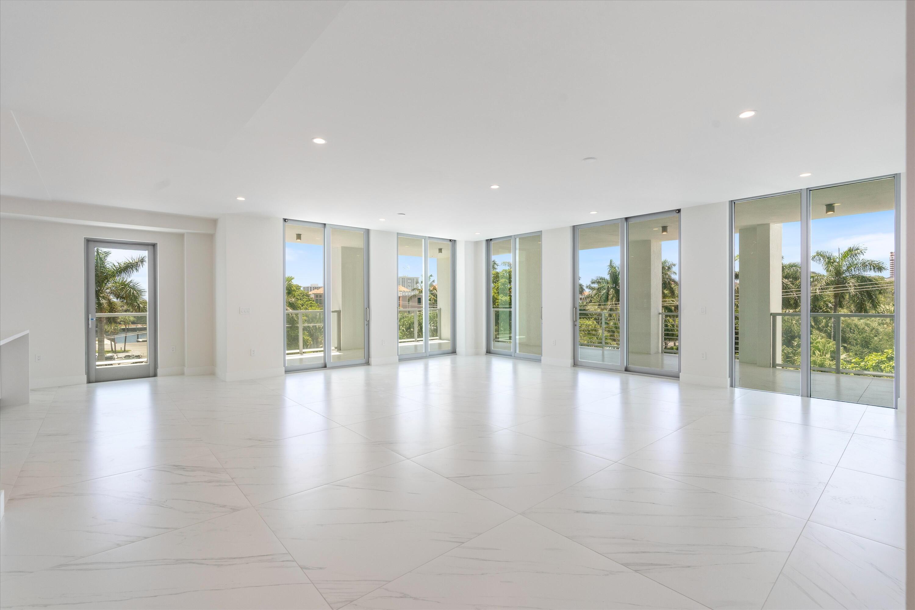 495 E Royal Palm Road 402