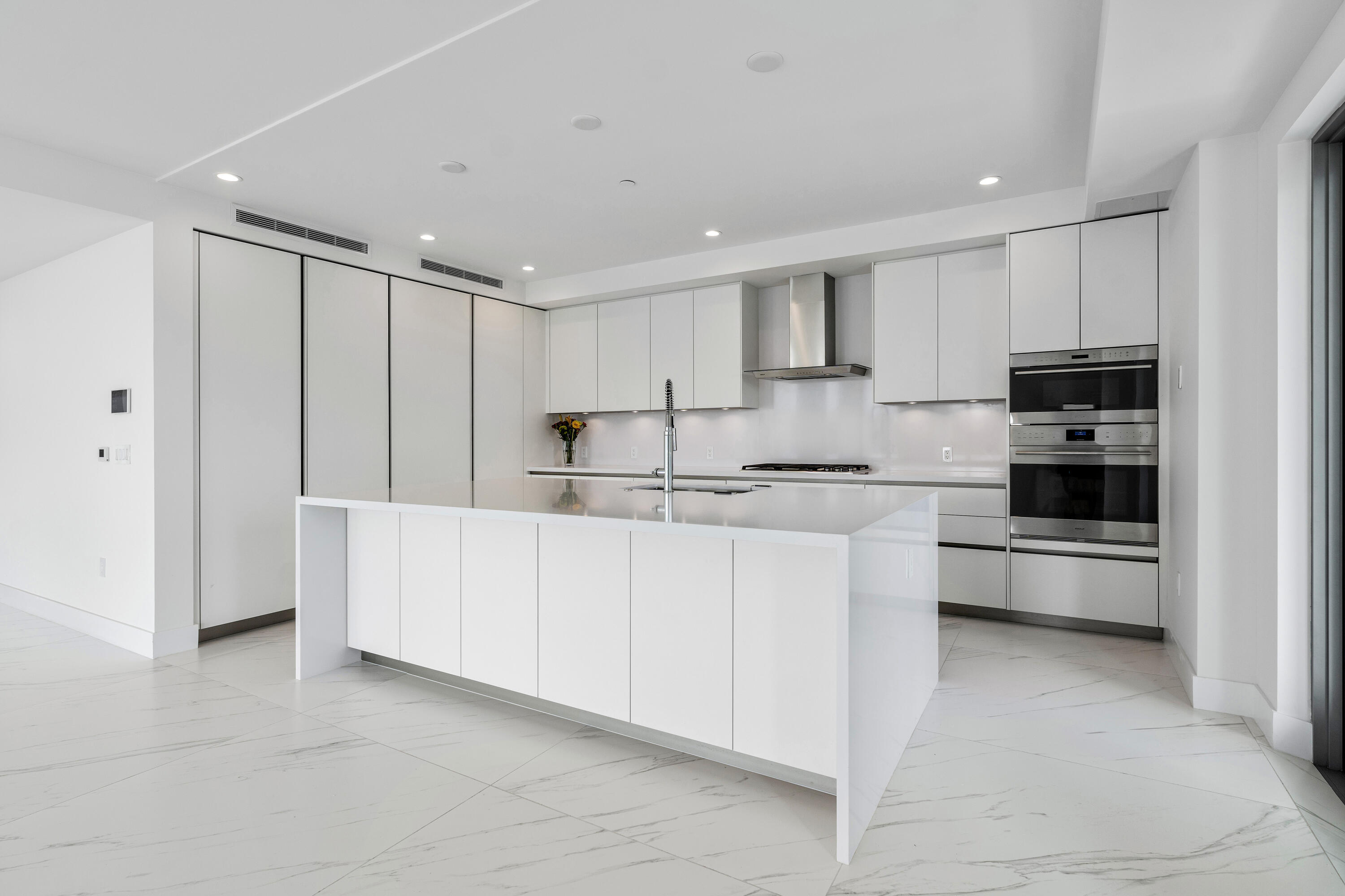 495 E Royal Palm Road 402
