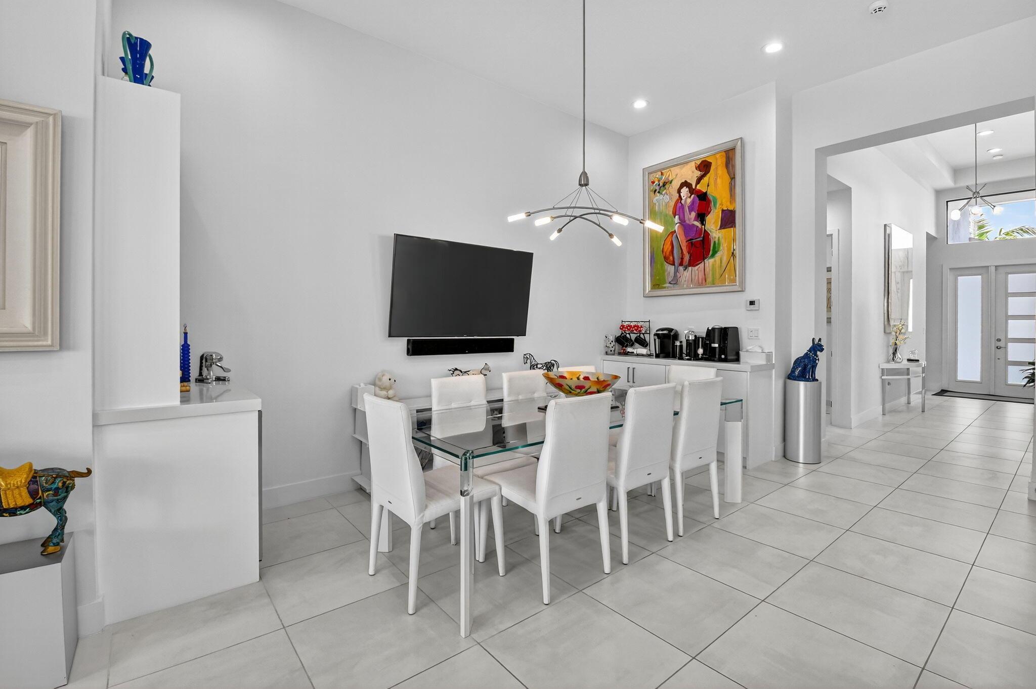 8331 Royal County Down Road