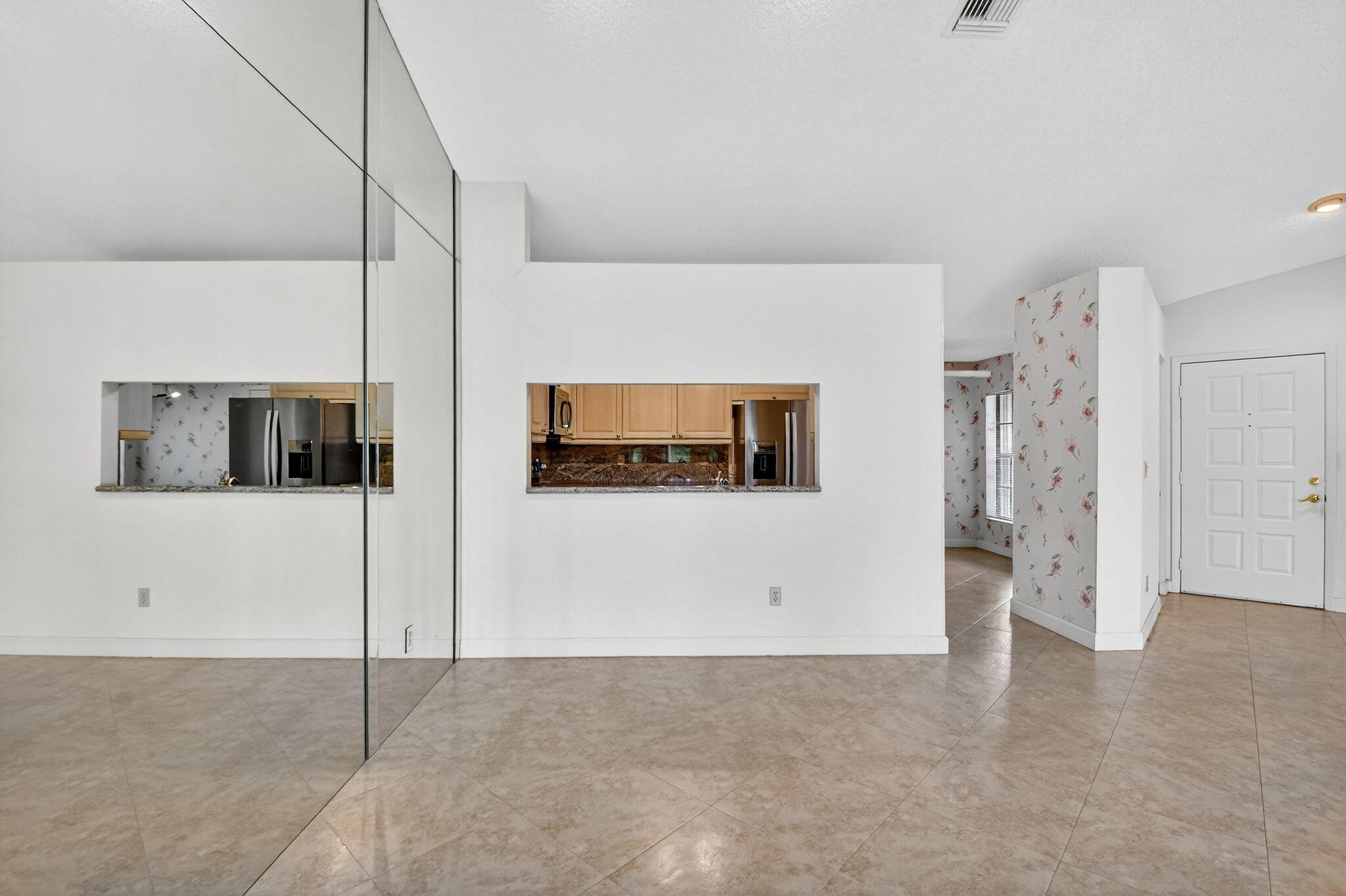 8225 Cassia Drive