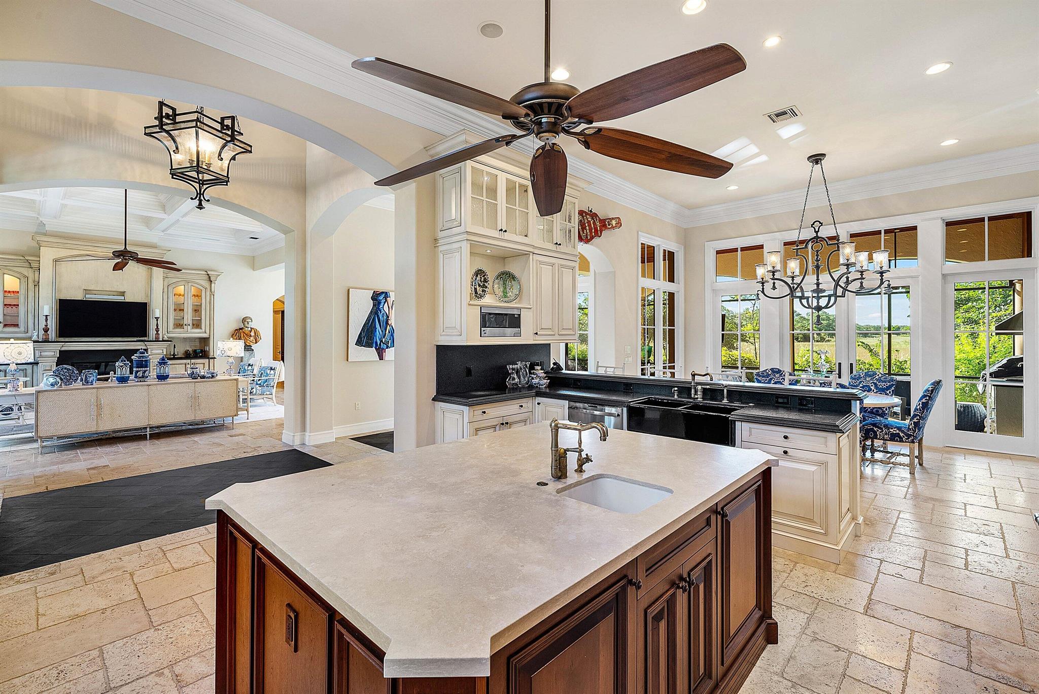 13381 Oakmeade