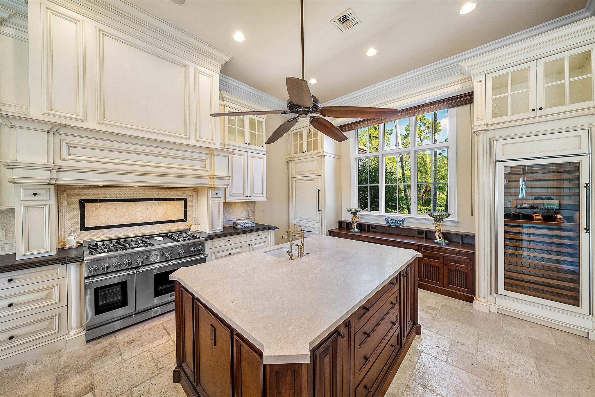 13381 Oakmeade