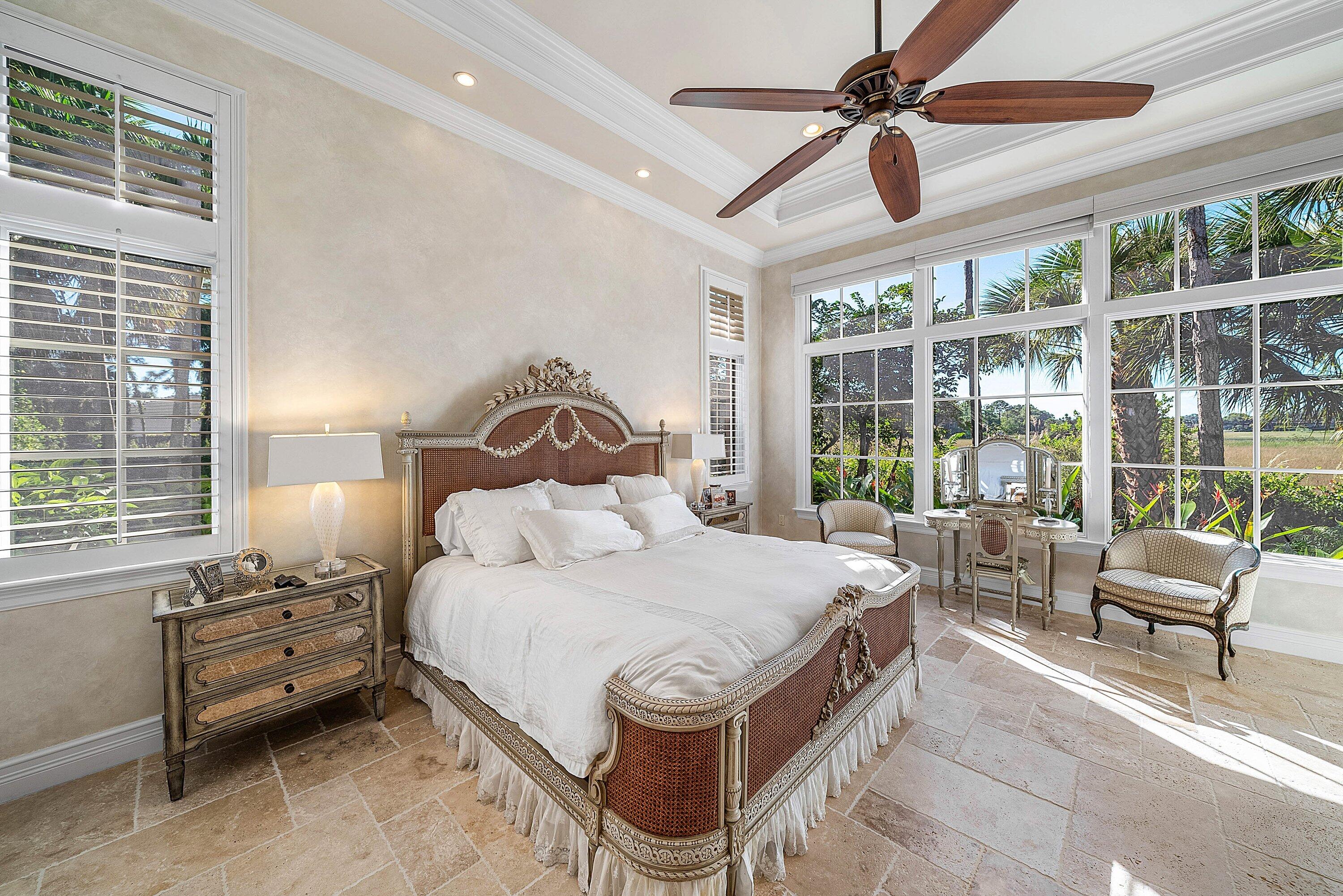 13381 Oakmeade