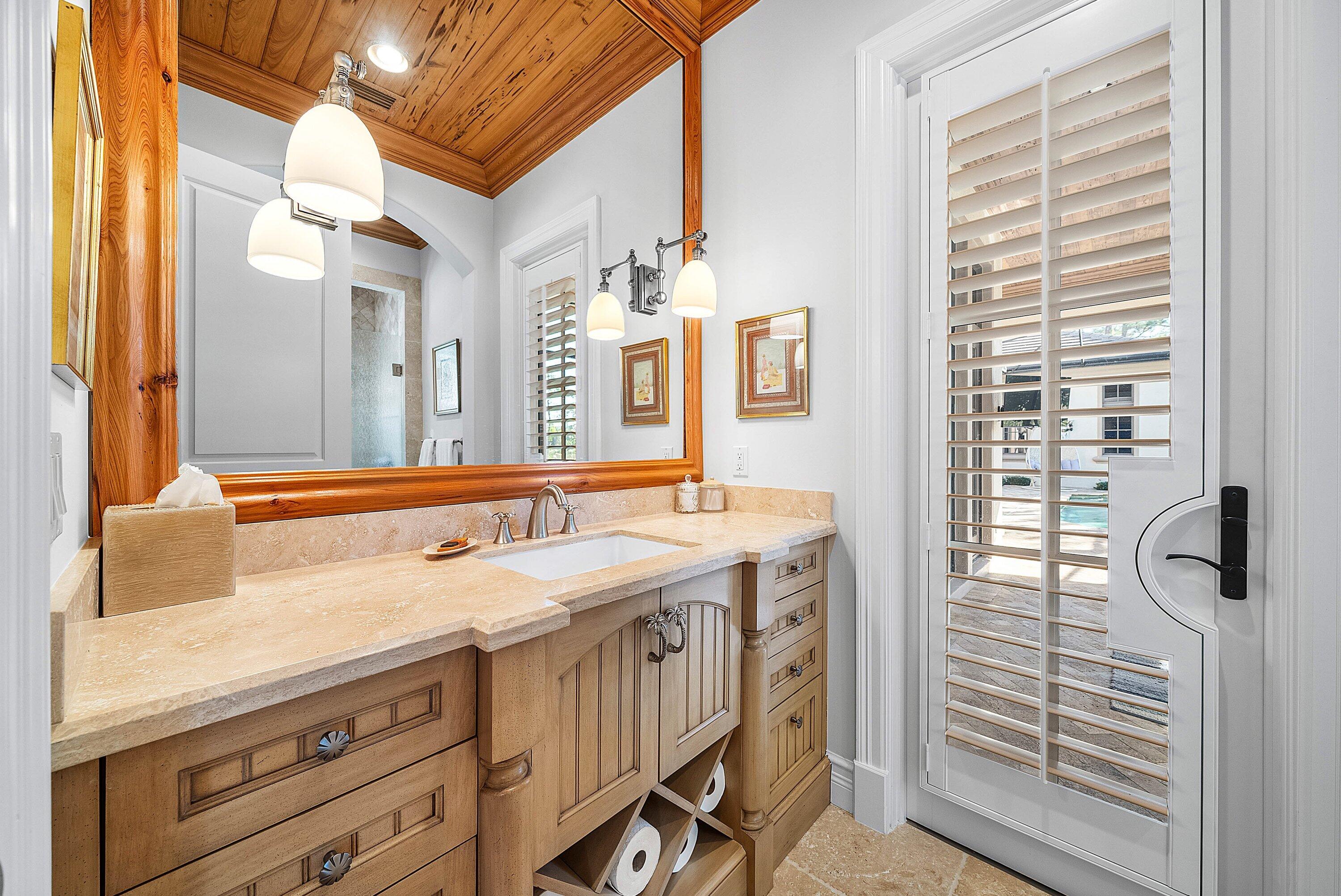 13381 Oakmeade