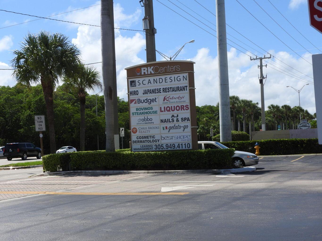 2935 NE 163rd Street 3m