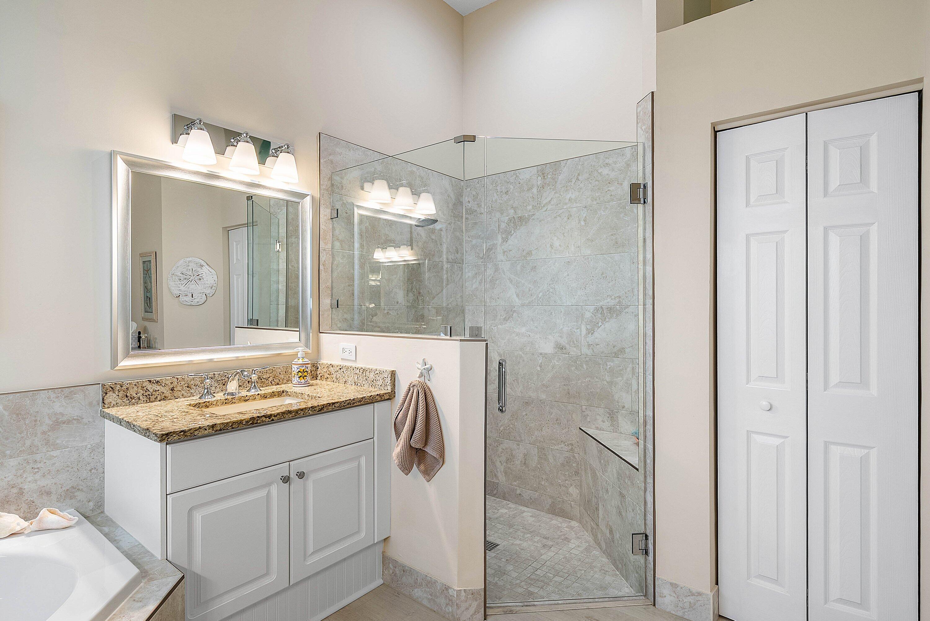 7167 Demedici Circle