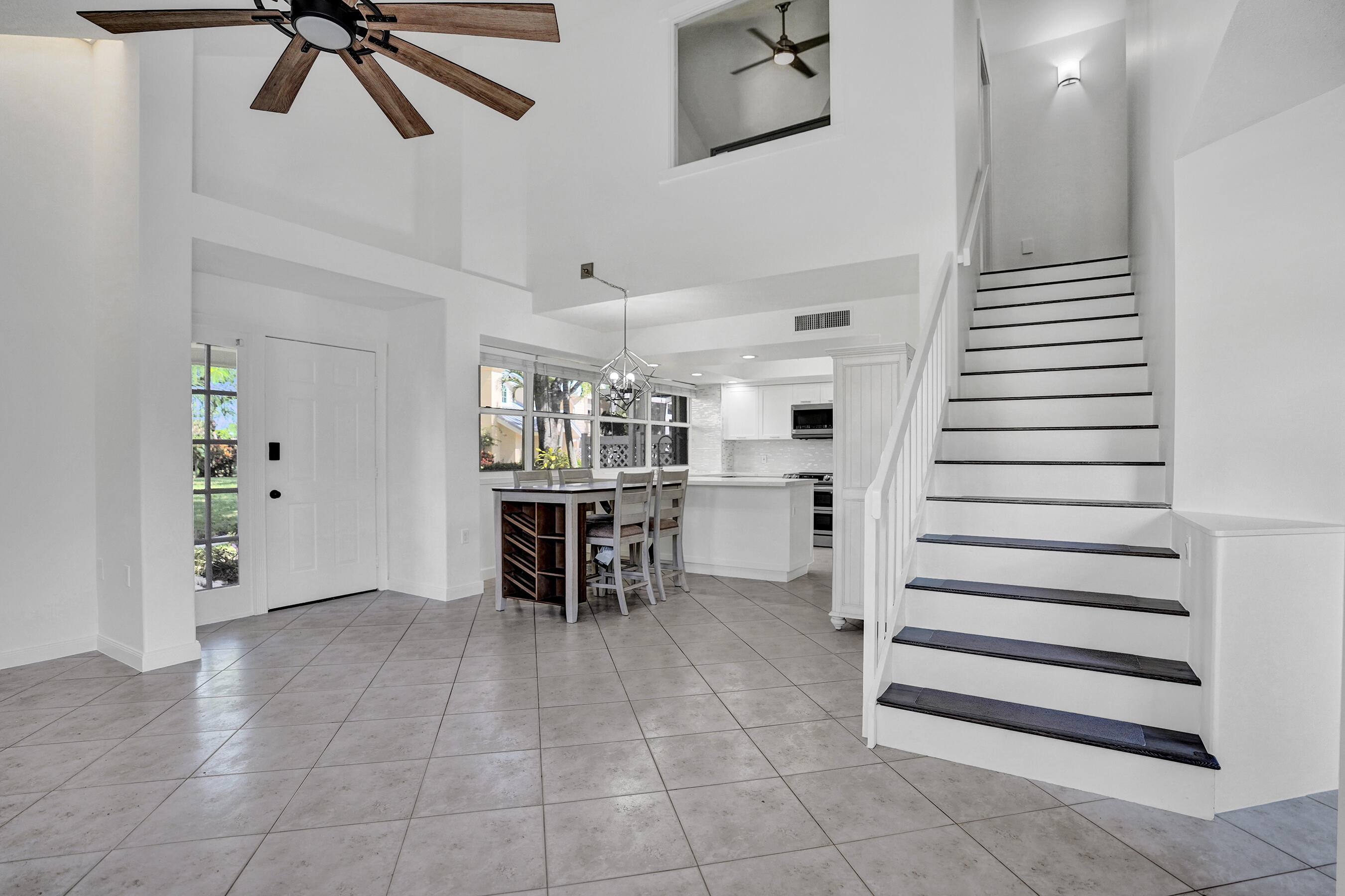 2401 Amherst Court