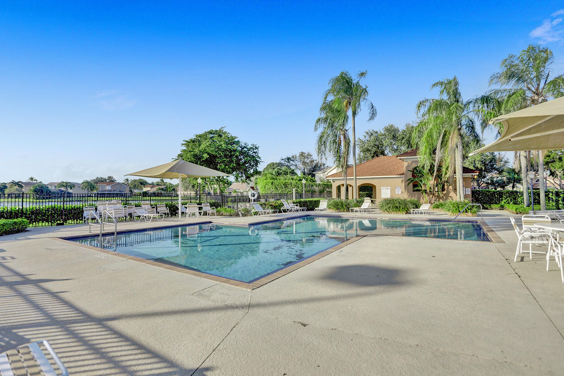 2401 Amherst Court