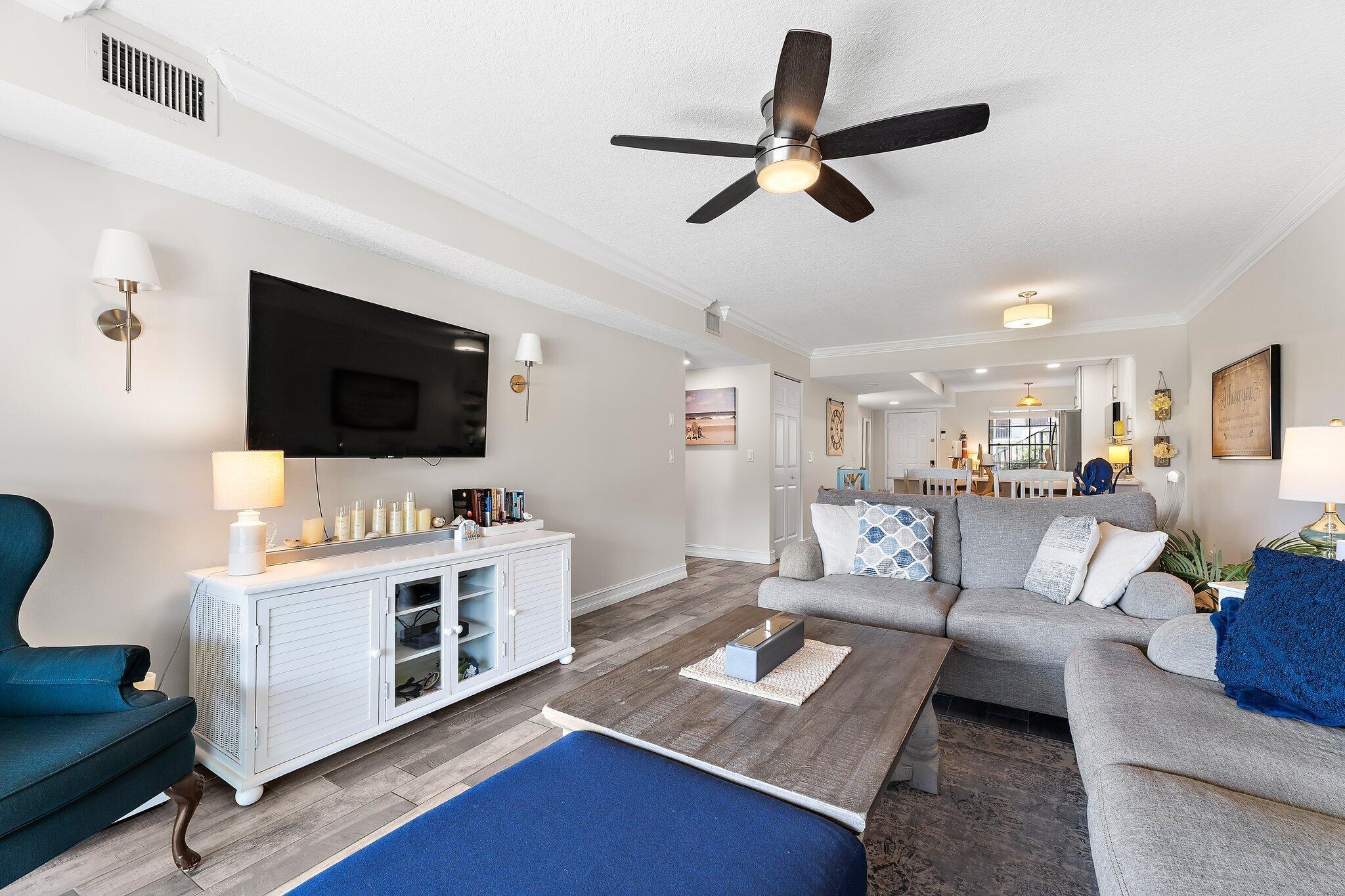 1201 Pinecrest Circle B