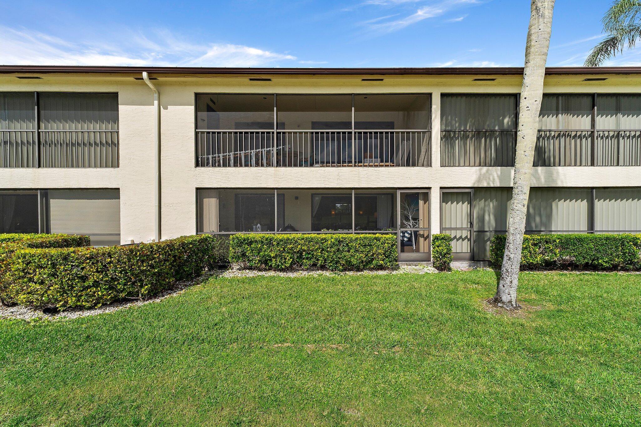 1201 Pinecrest Circle B