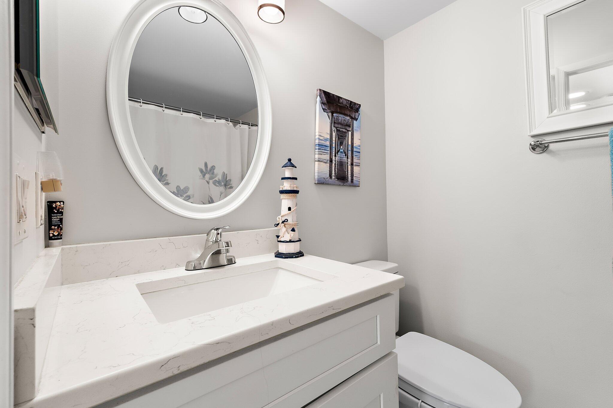 1201 Pinecrest Circle B