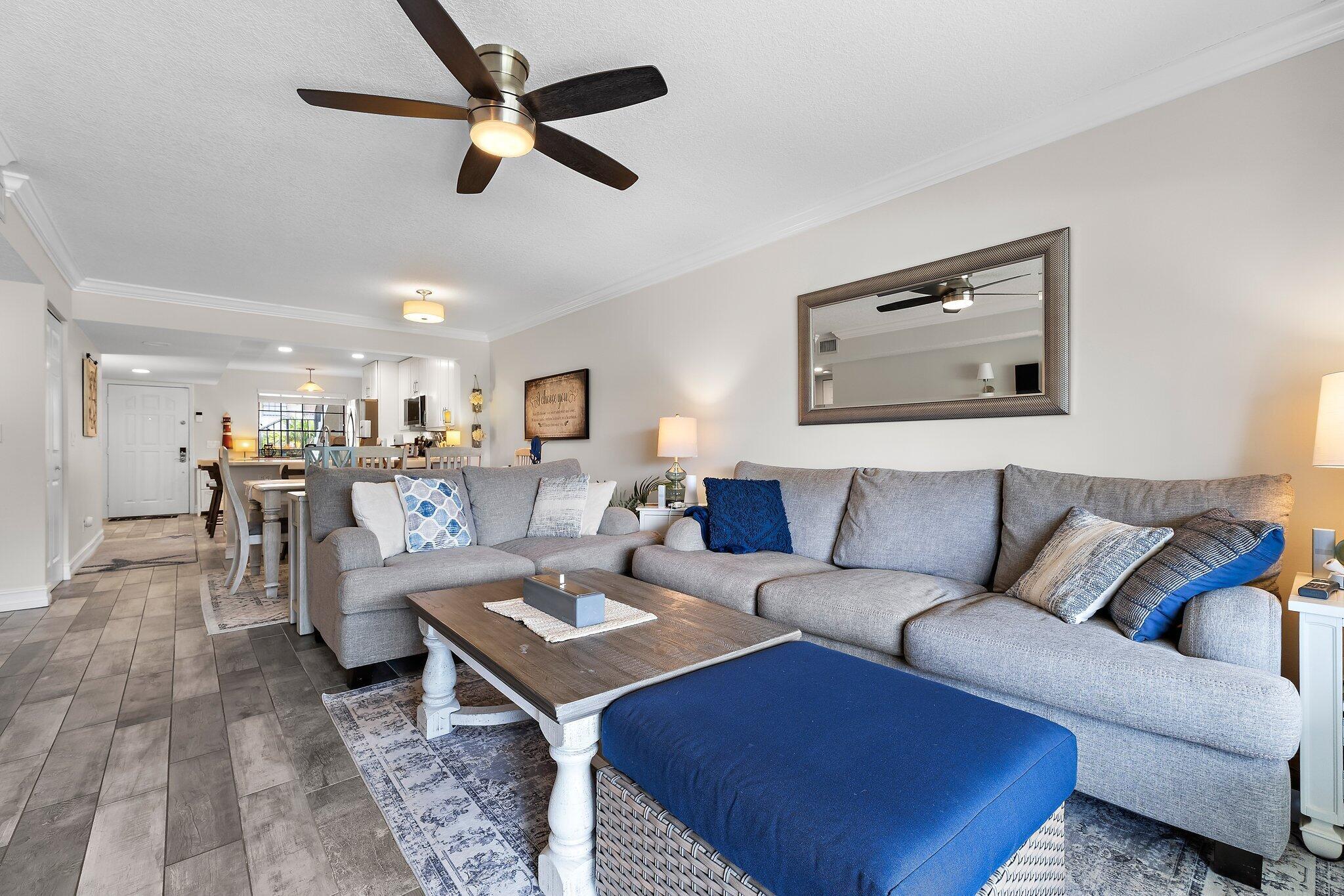 1201 Pinecrest Circle B