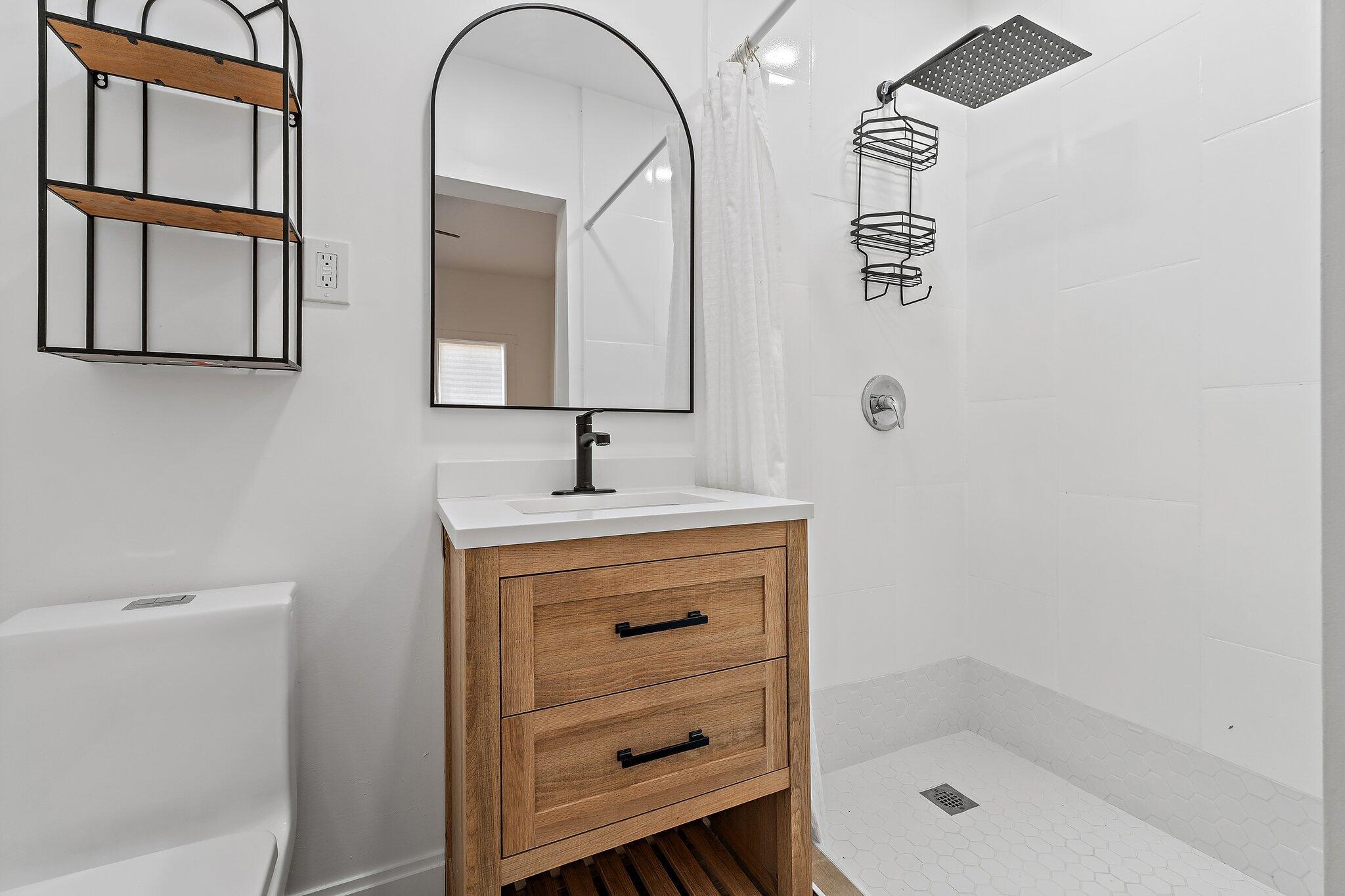 120 NW 4th Avenue
