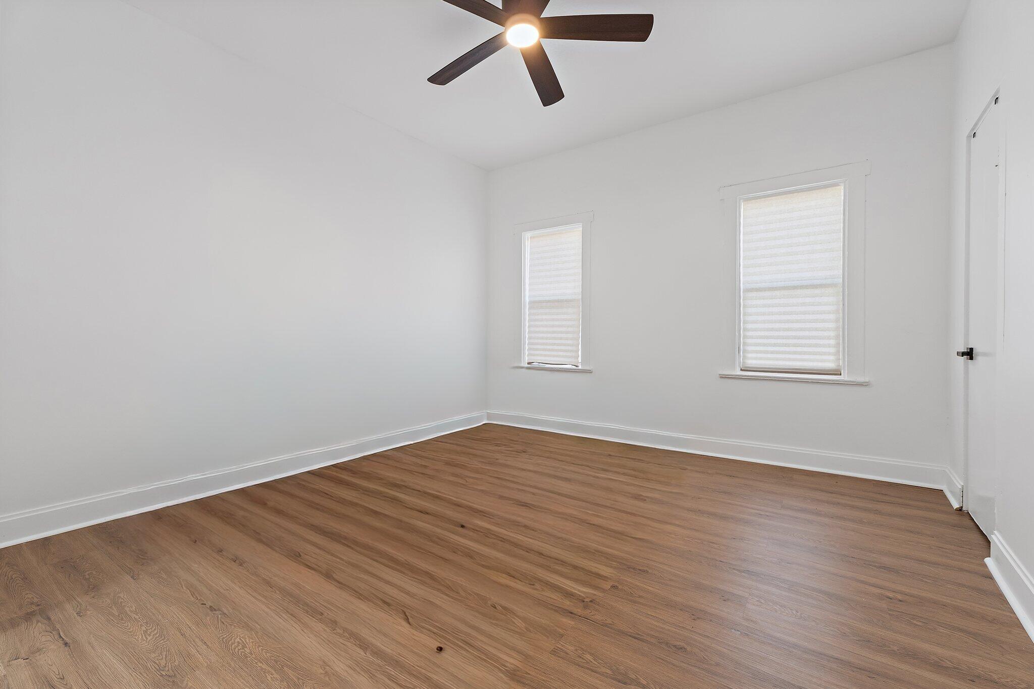 120 NW 4th Avenue