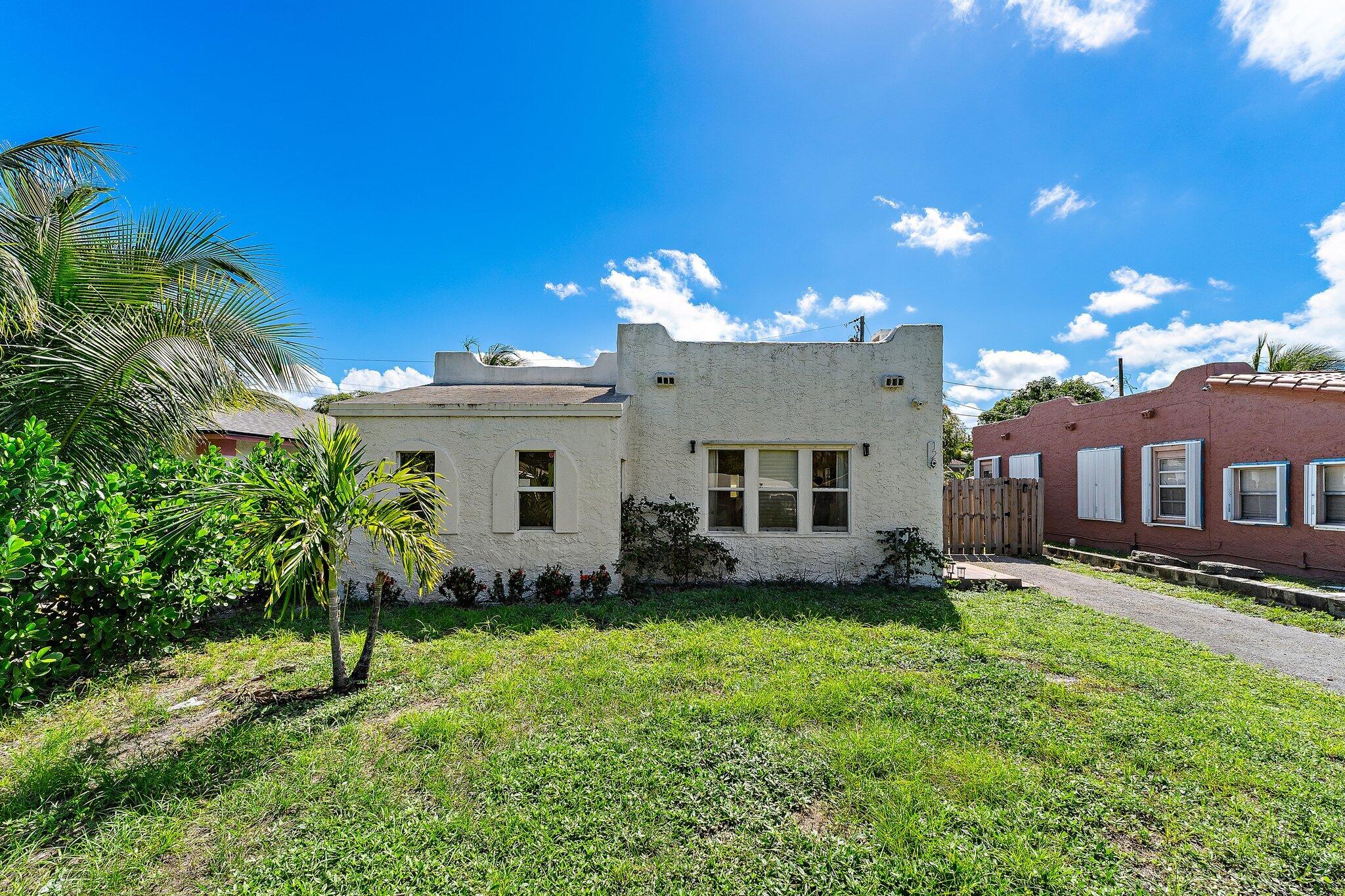 120 NW 4th Avenue