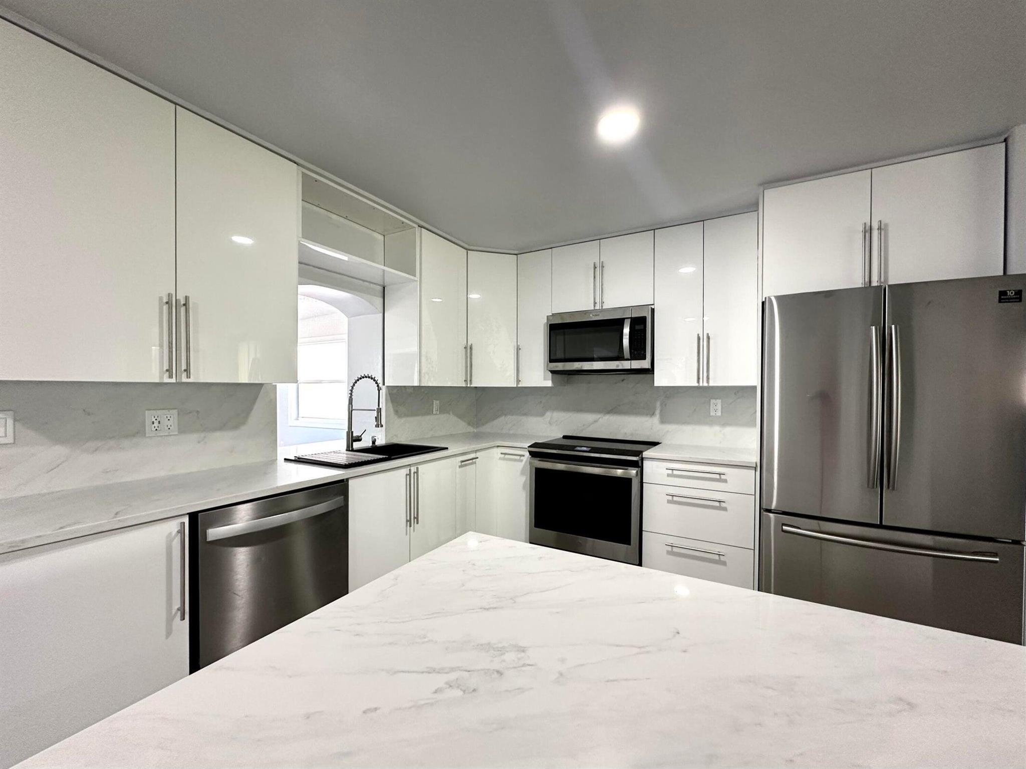 1455 NE Silver Maple Way