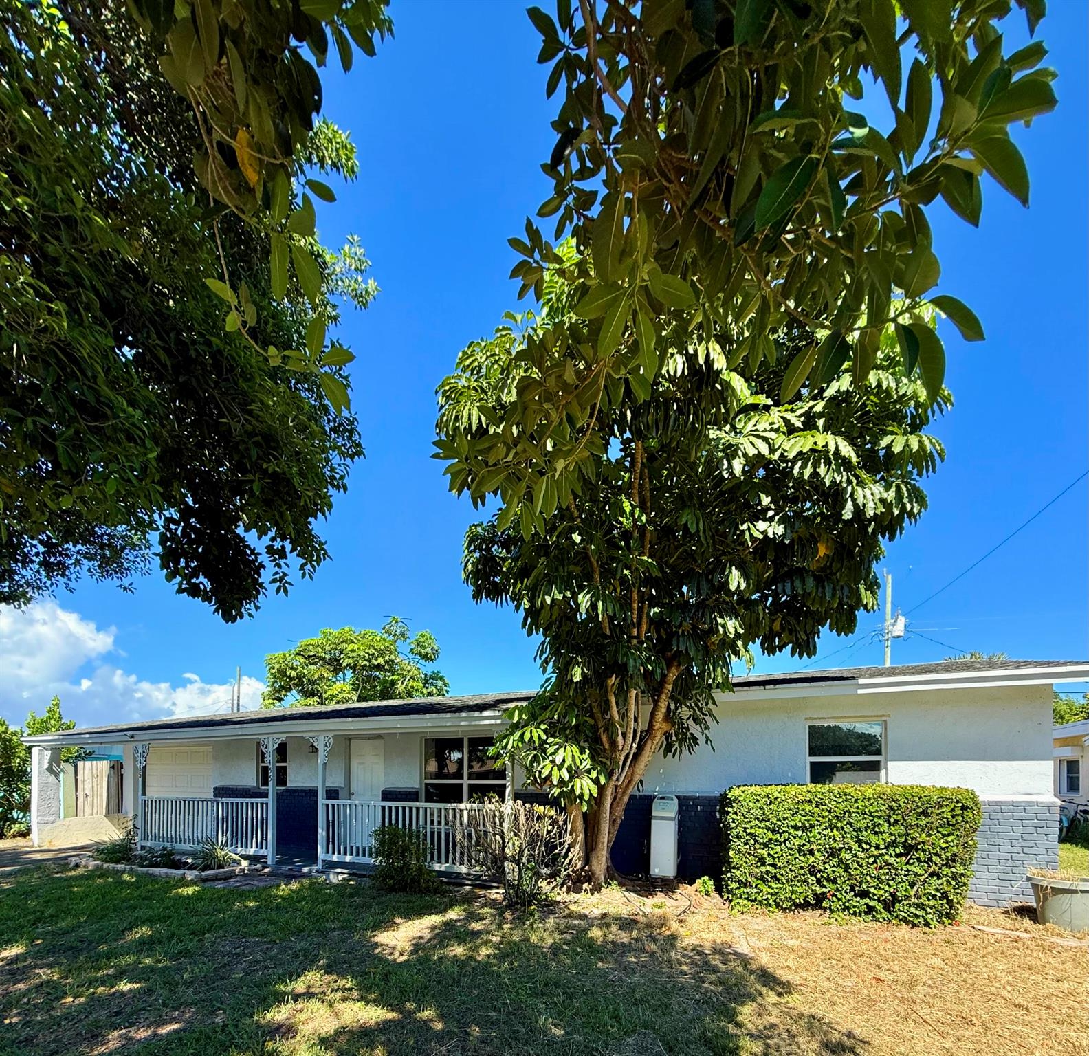 1455 NE Silver Maple Way