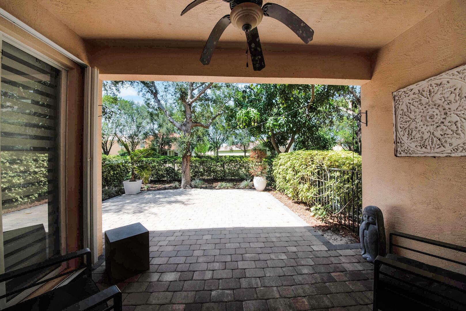 7673 Spatterdock Drive